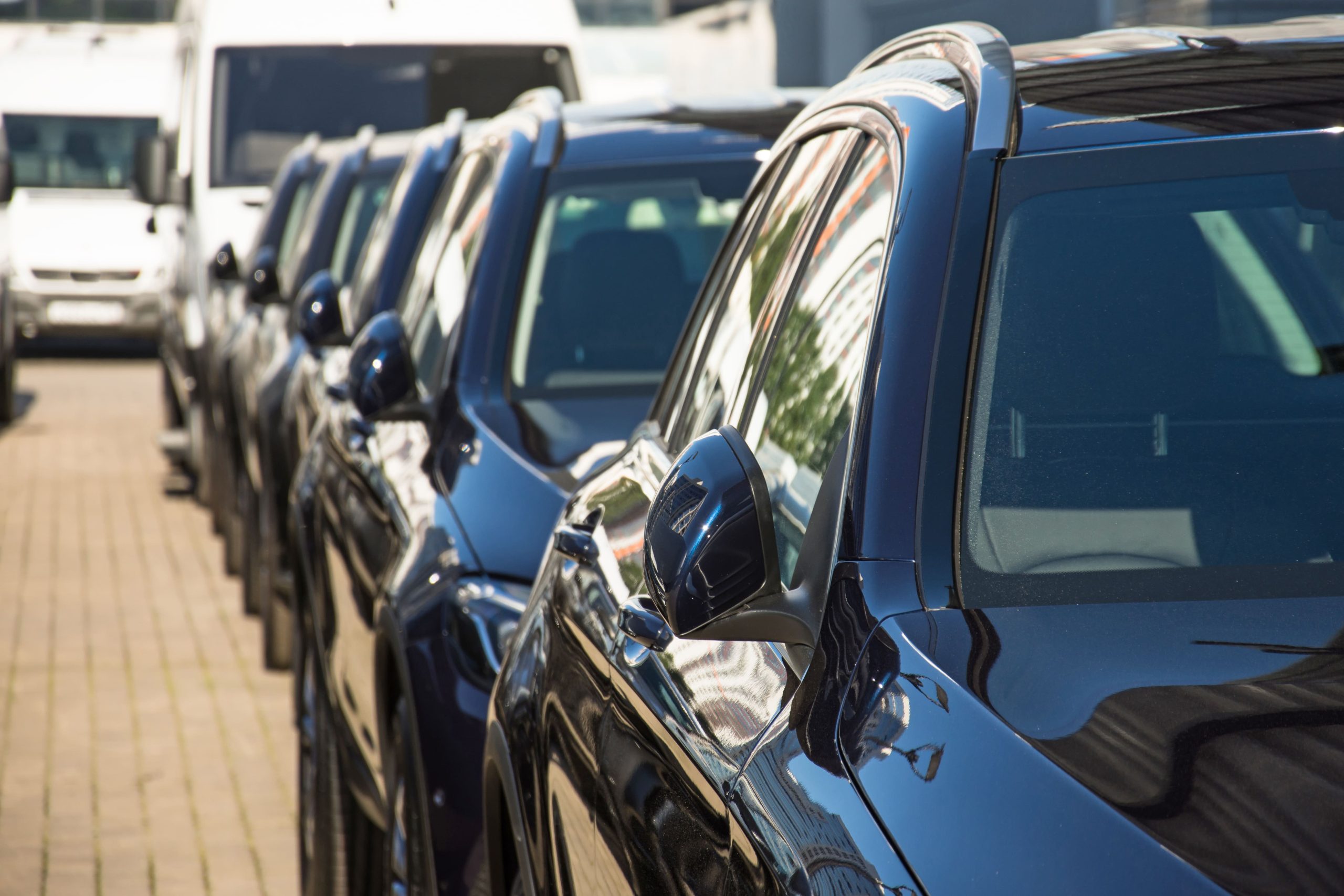 number-cars-with-folded-rearview-mirrors-1-scaled