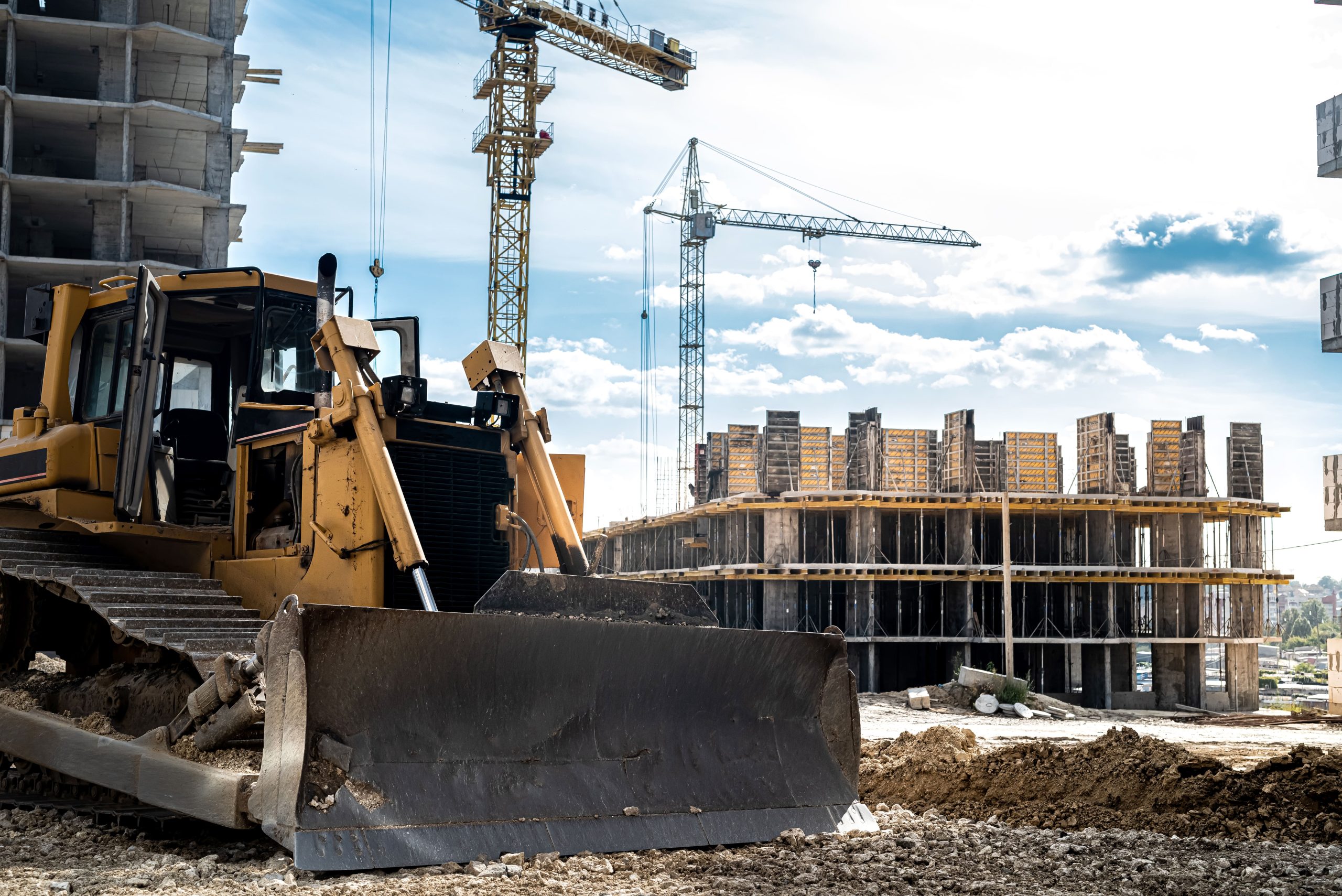 Qatar-Infrastructure-Construction-Market-scaled