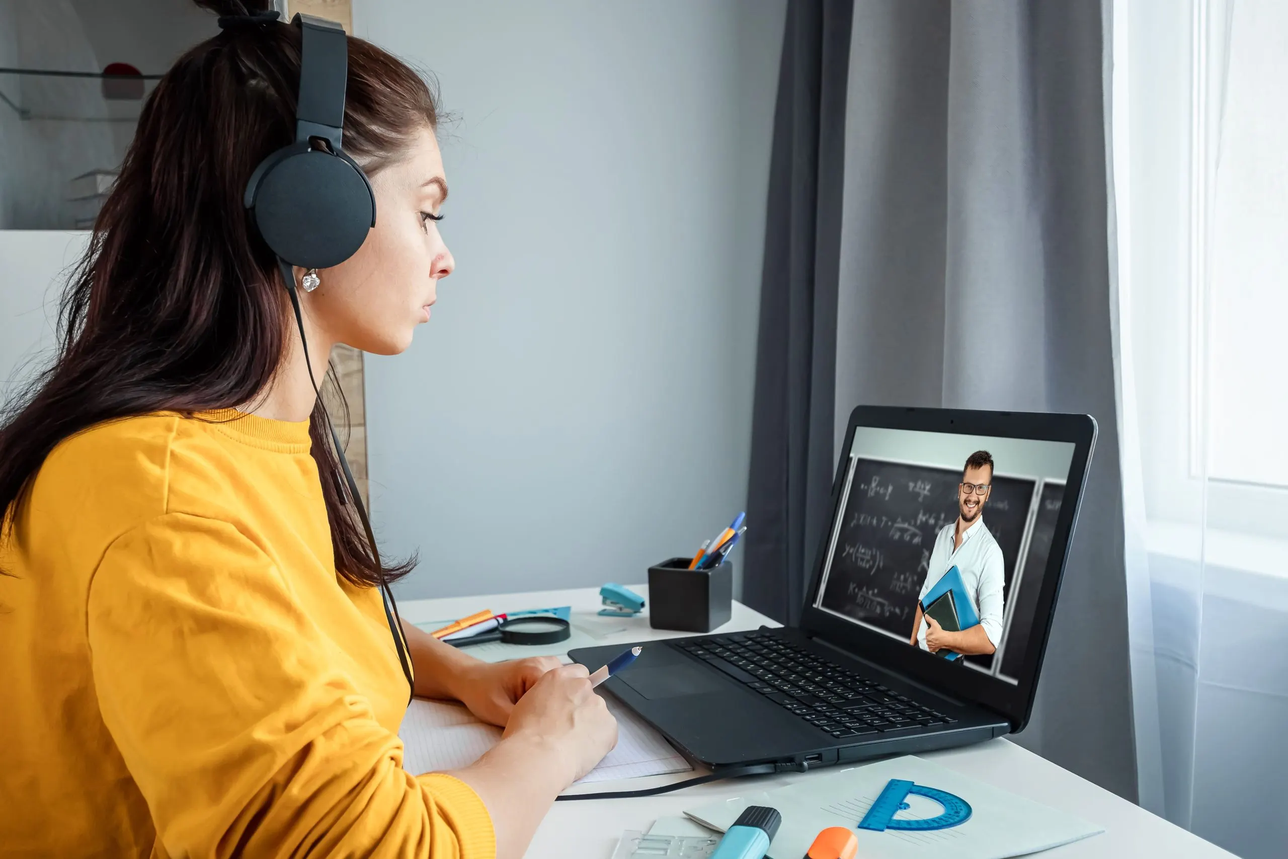 Smart Classrooms and AI Tutors Redefine the Malaysia Online Education Platform Market with 20% Boost in Engagement Malaysia-Online-Education-Platforms-Market-scaled