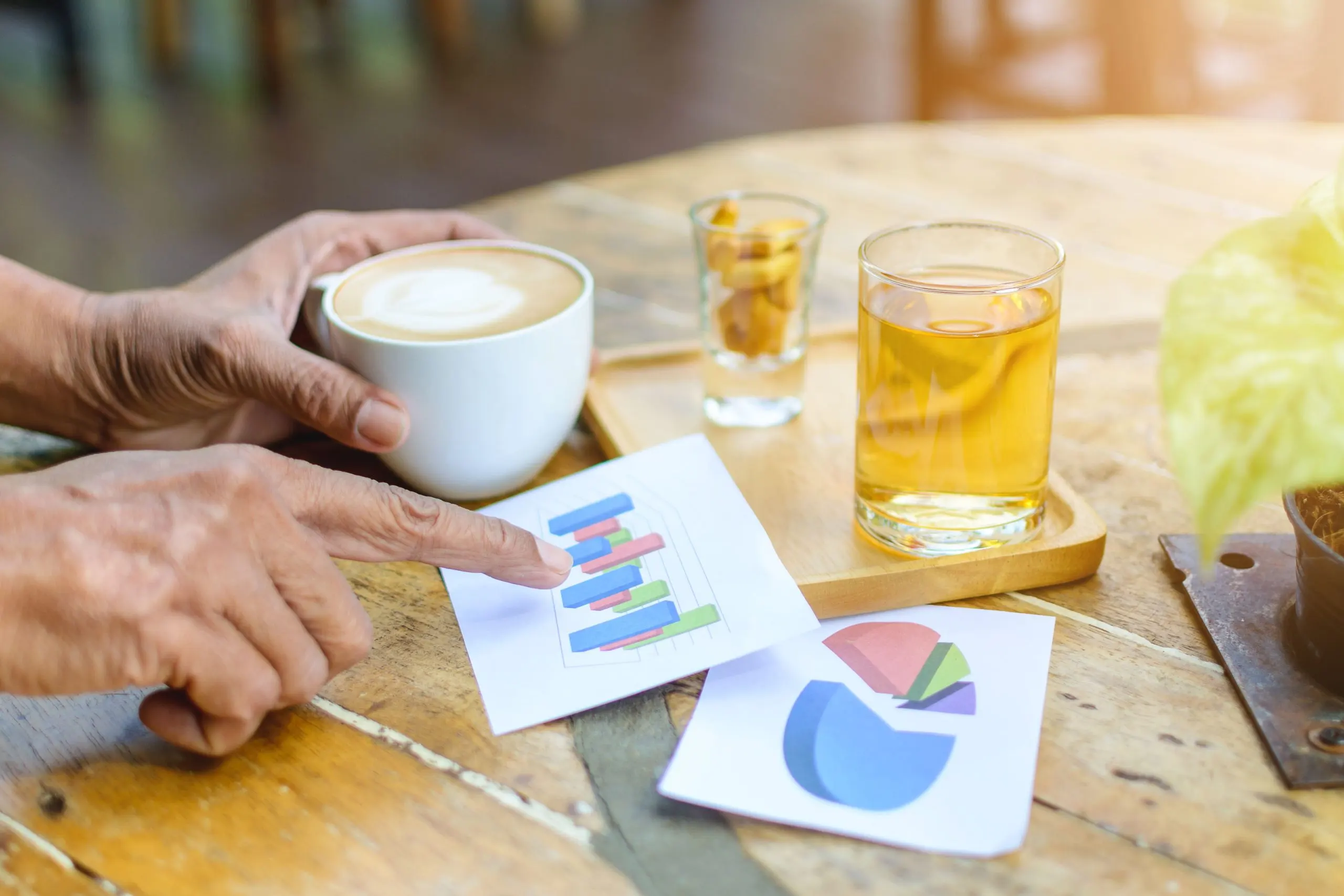 Competitive Benchmarking Strategies to Improve Speed and Standardization in QSR Outlets QSR-performance-benchmarking-scaled
