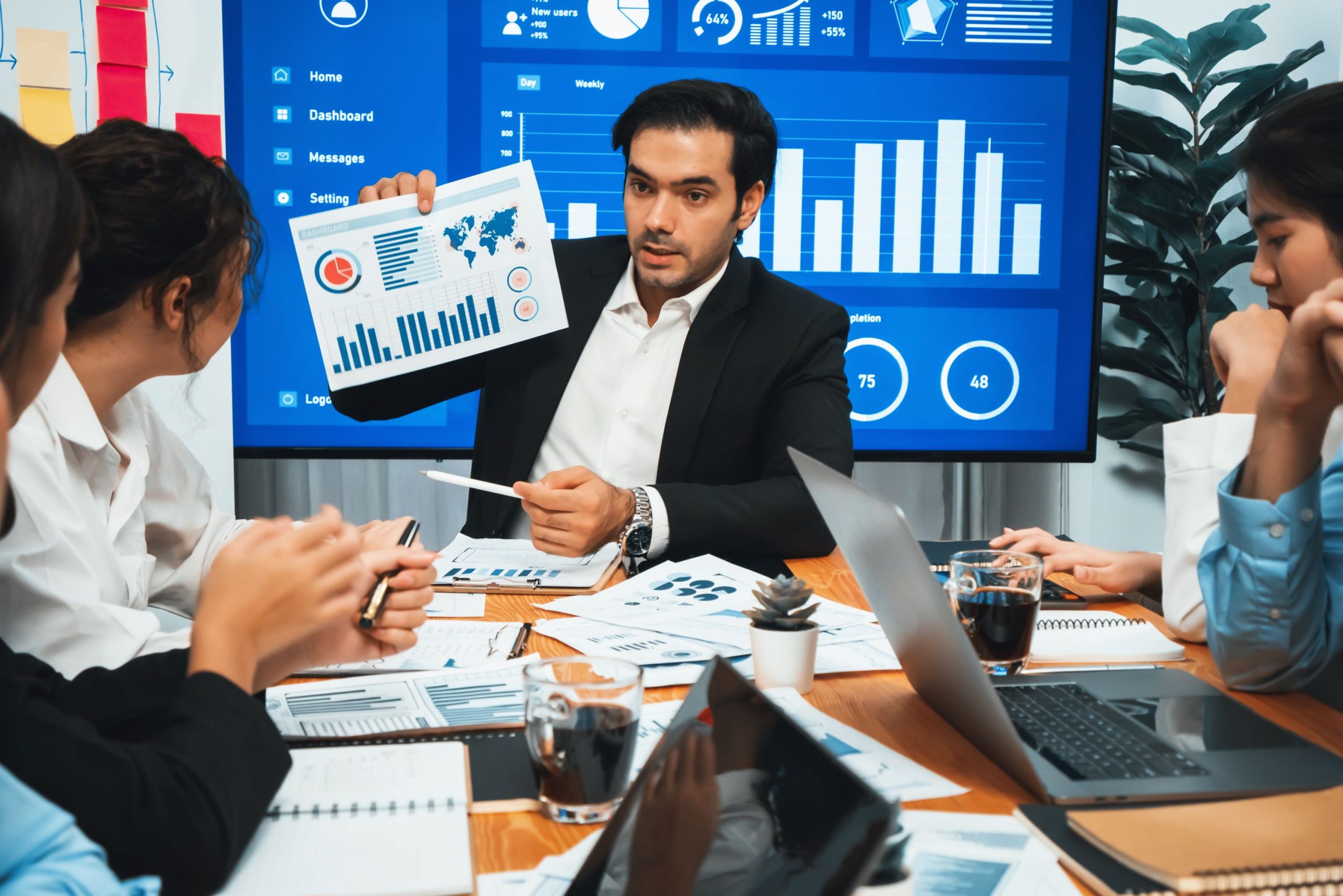 Global-BFSI-Strategy-Benchmarking-scaled
