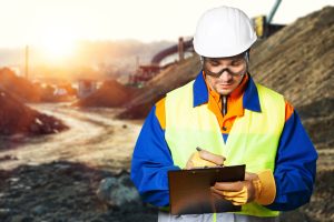 End-to-End Mining Operations Benchmarking for Production, Haulage, and Energy Efficiency