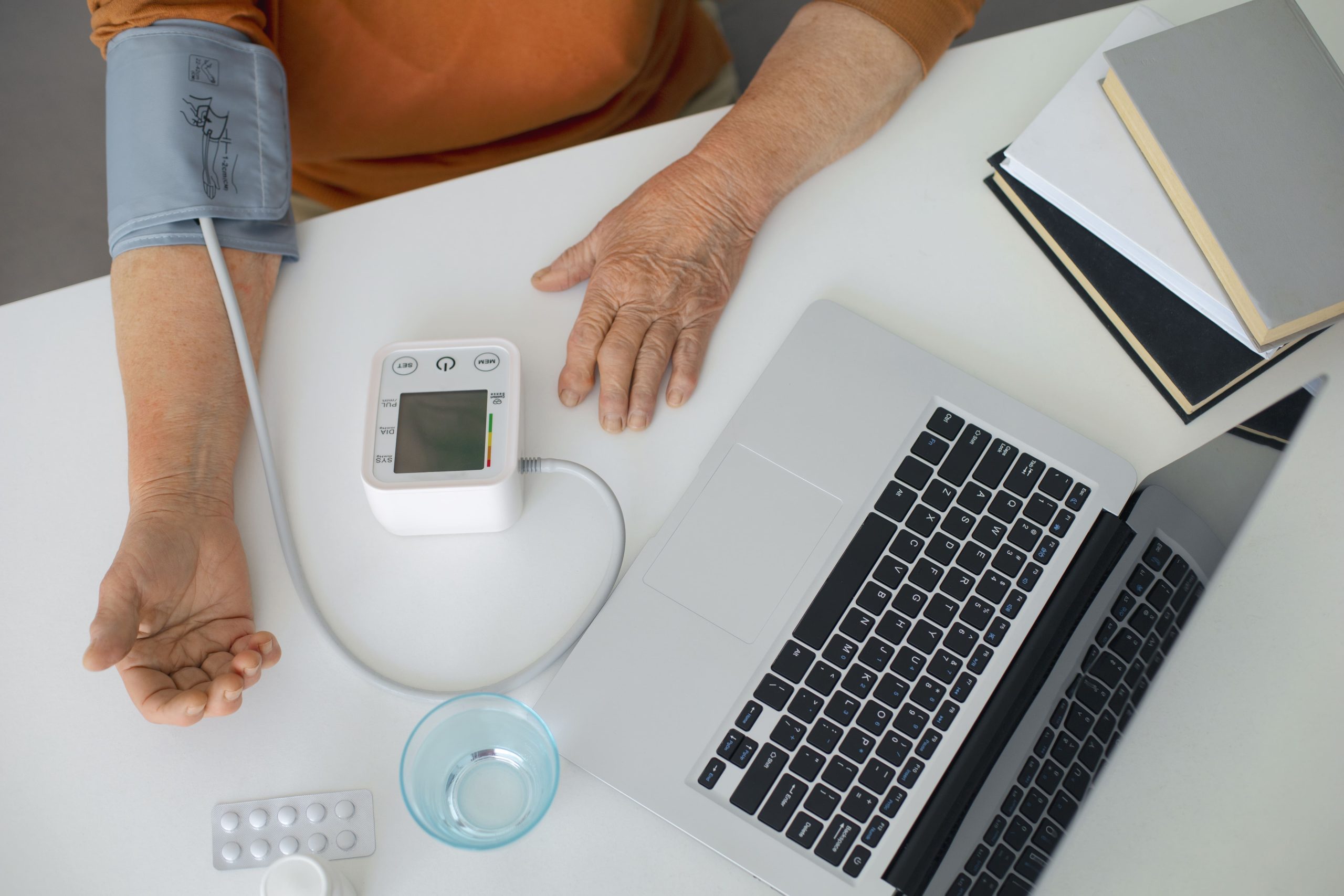 USA-Smart-Blood-Pressure-Monitors-Market-scaled