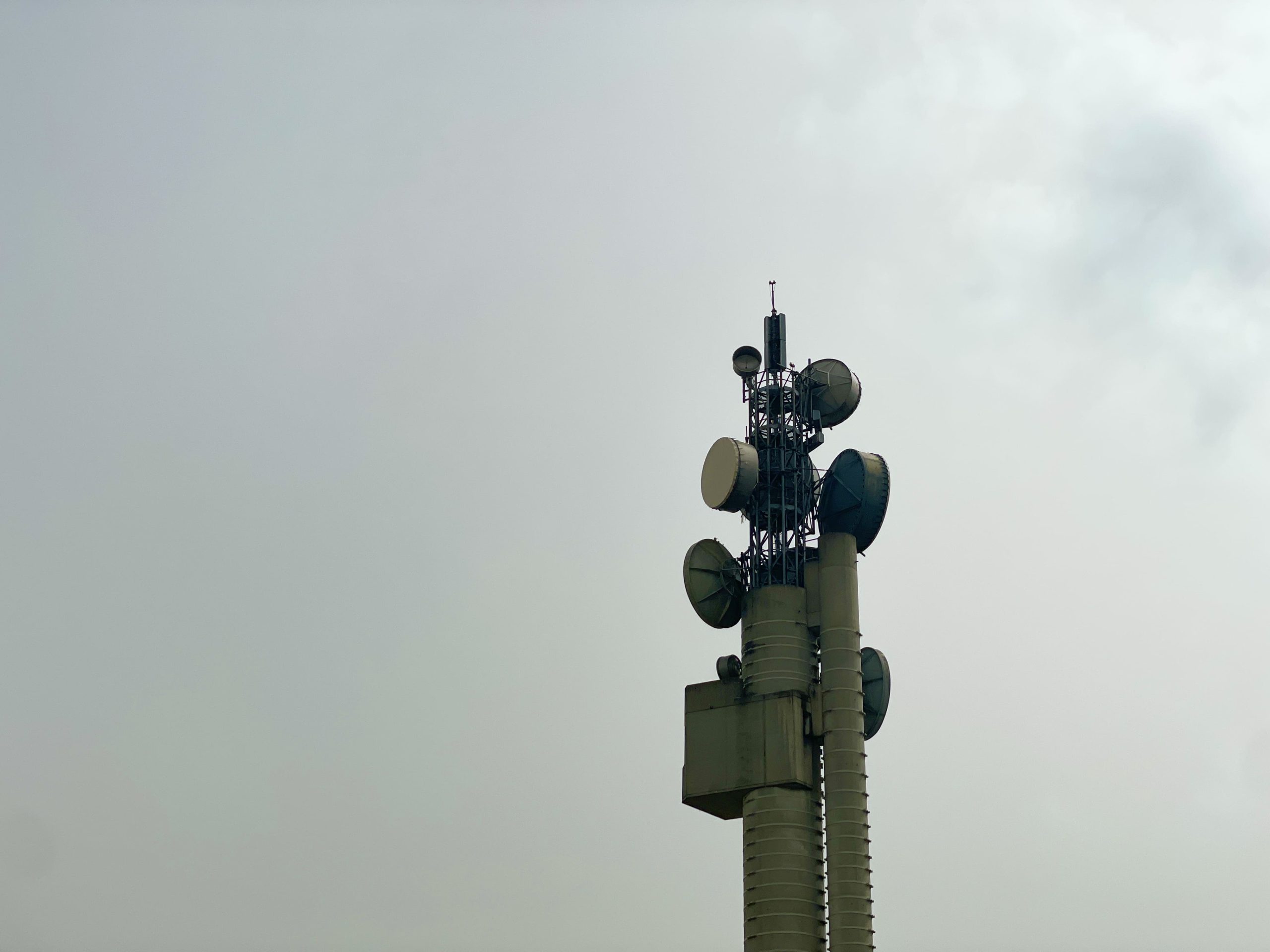 Israel-Military-Antenna-Market-scaled