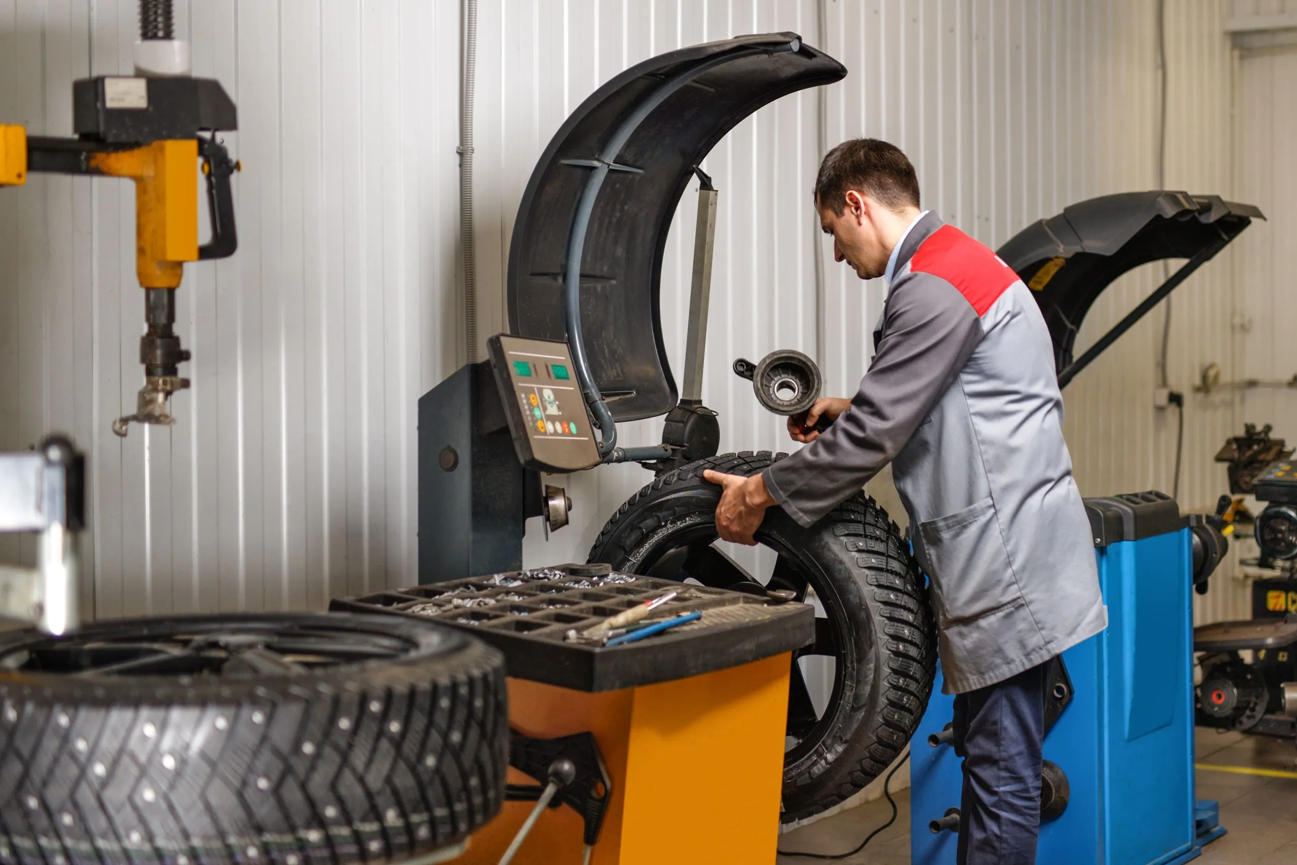 Philippines Tire Balancing Equipment Market Outlook 2030 Philippines-Tire-Balancing-Equipment-Market-scaled