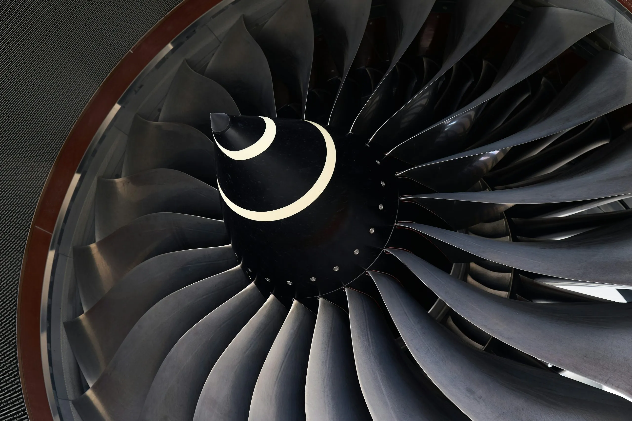 Singapore Aircraft Engines Market outlook to 2035 ansel-huang-Qqr8dwAjqzw-unsplash-scaled