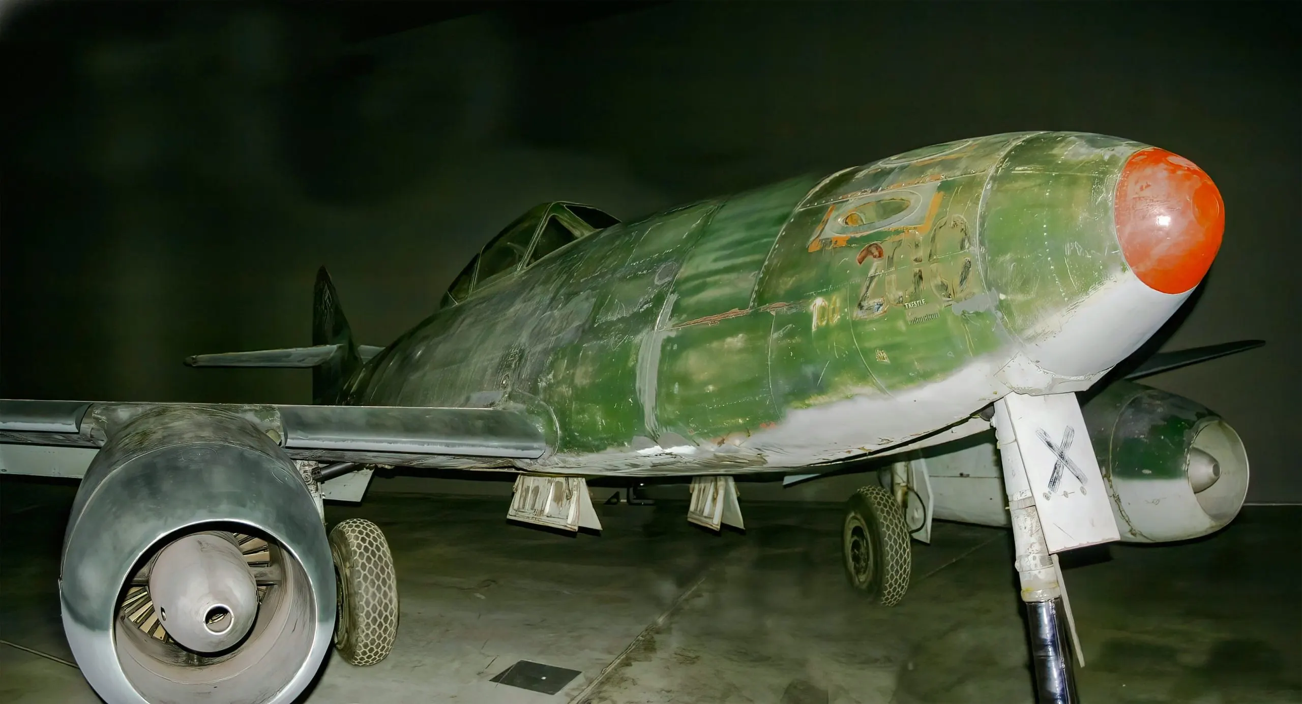 Qatar aircraft paint Market outlook to 2035 chris-charles-UdaFn8bi_PA-unsplash-1-scaled