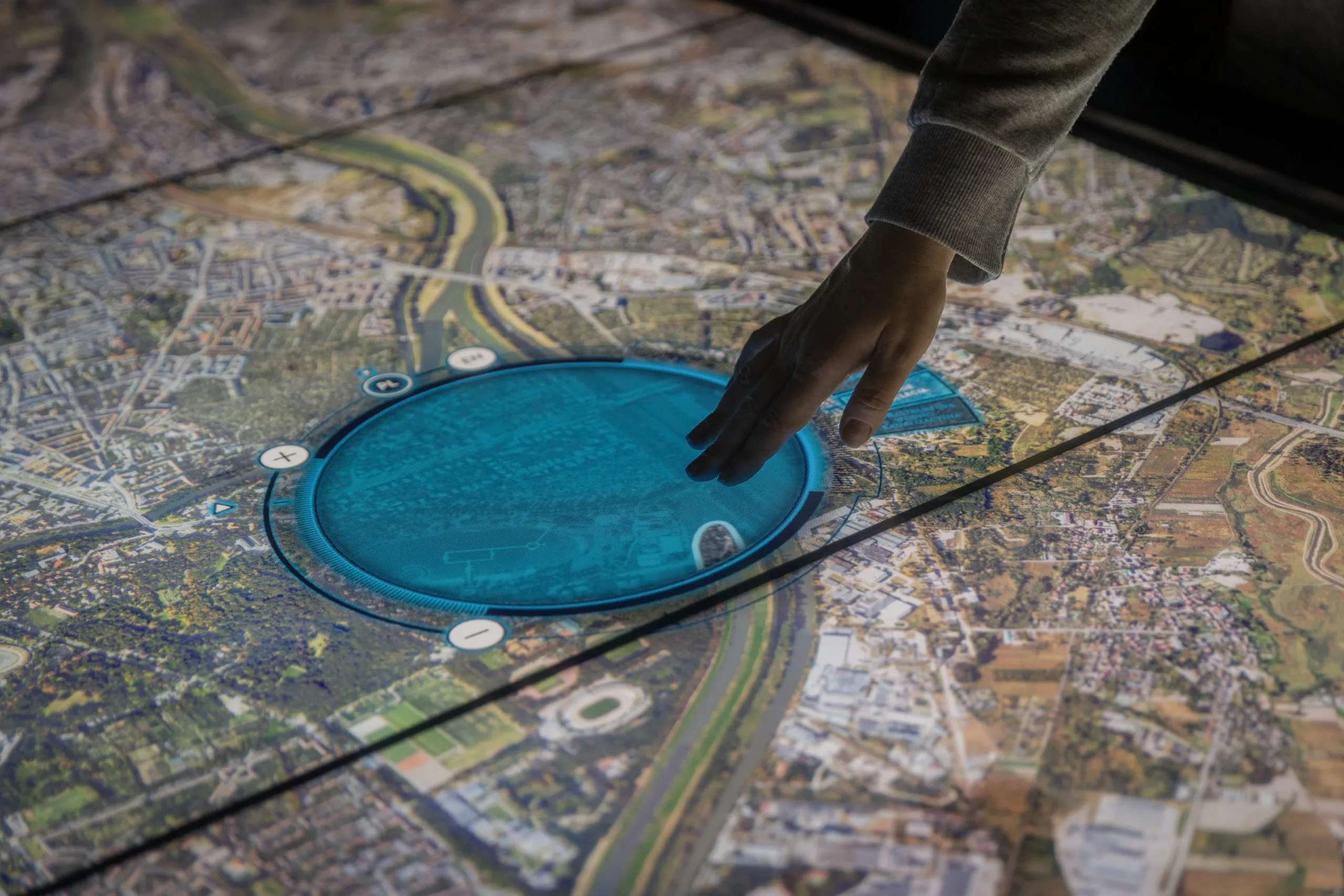 Israel geospatial defense applications Market outlook to 2035 interactive-dashboard-interactive-panel-hand-control-poland-wroclaw-1-scaled