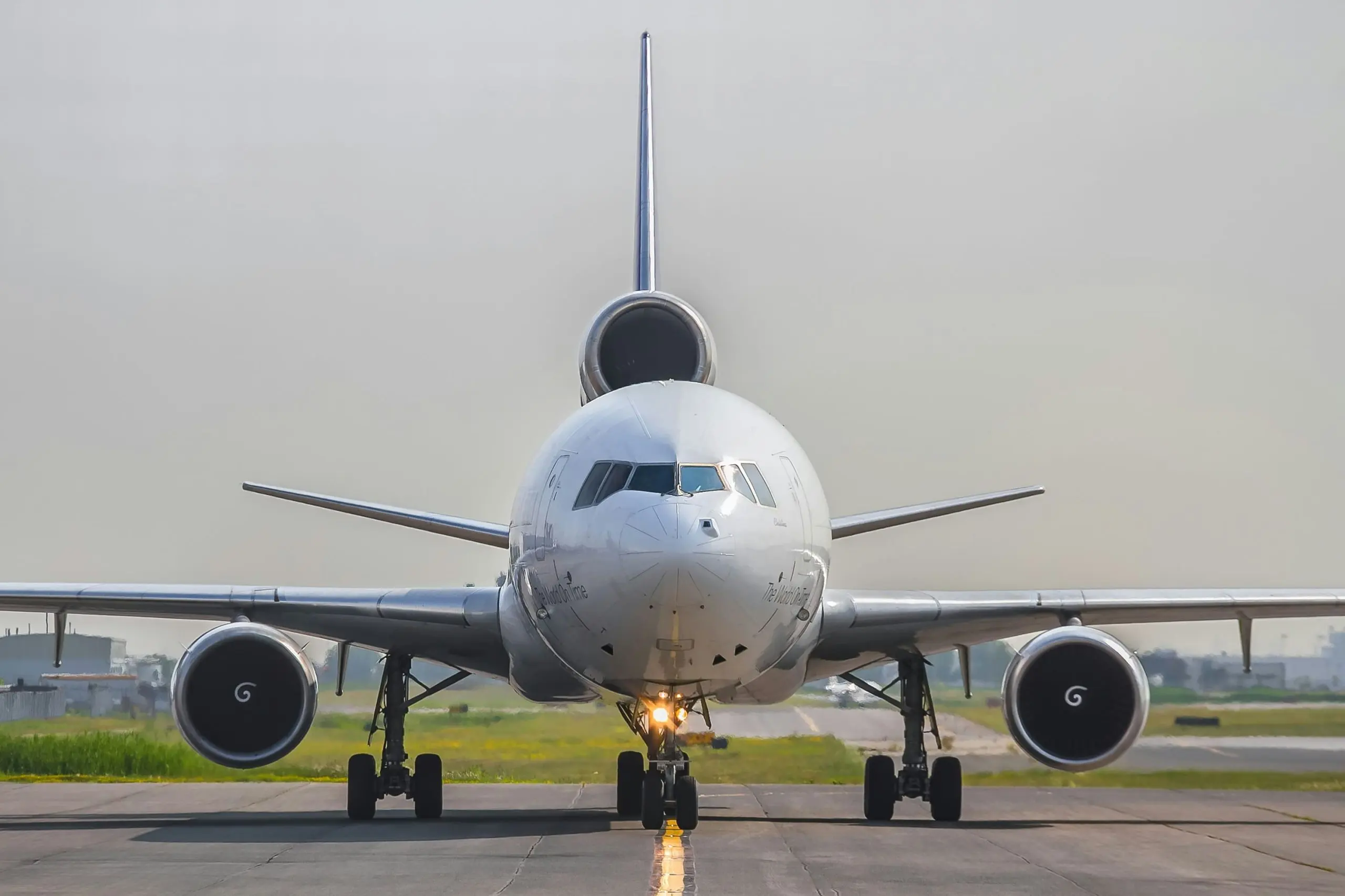 Singapore aircraft cargo systems Market outlook to 2035 john-mcarthur-Ys72TeQx9Vc-unsplash-1-scaled