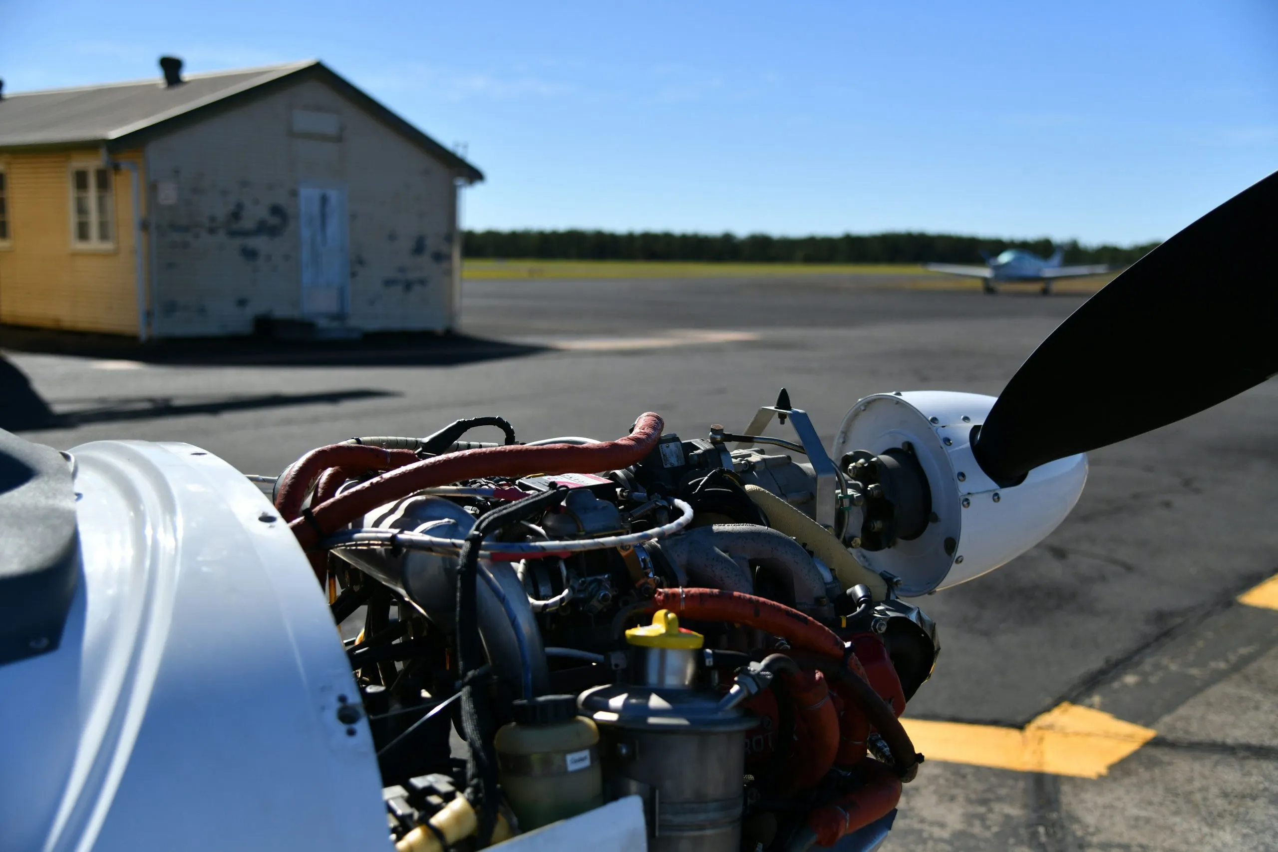 Singapore aircraft pumps Market outlook to 2035 neo-oellermann-dixon-MloxZwz_EfQ-unsplash-1-scaled