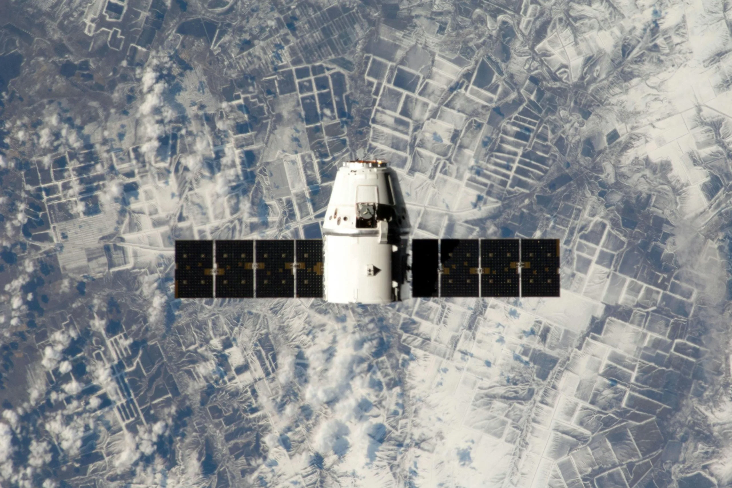India High Altitude Pseudo Satellites Market Outlook to 2035 pexels-spacex-23781-scaled