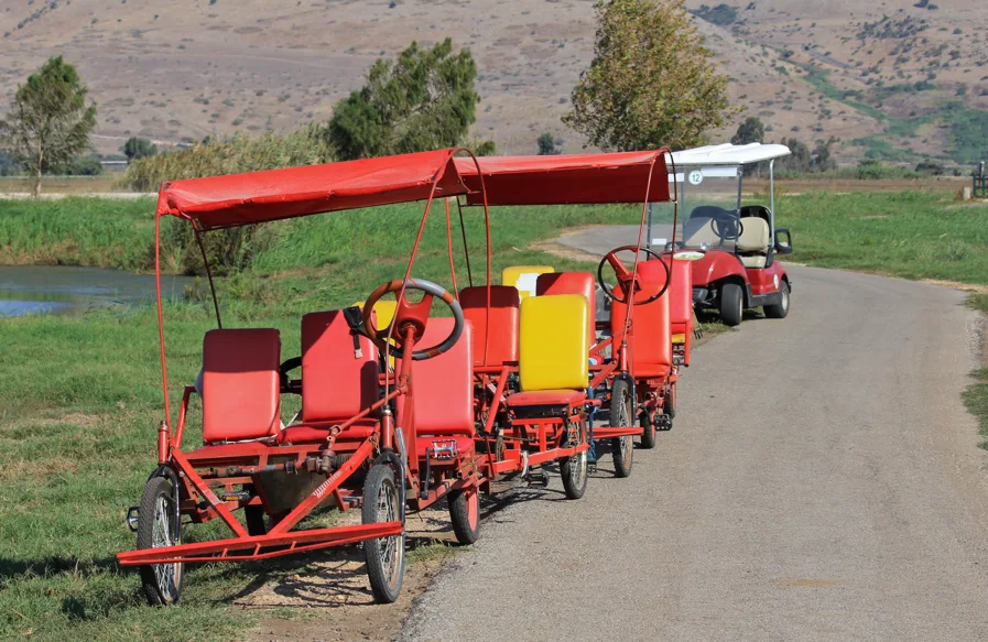 UAE Used Agricultural Equipment Market Outlook to 2035 UAE-Used-Agricultural-Equipment-