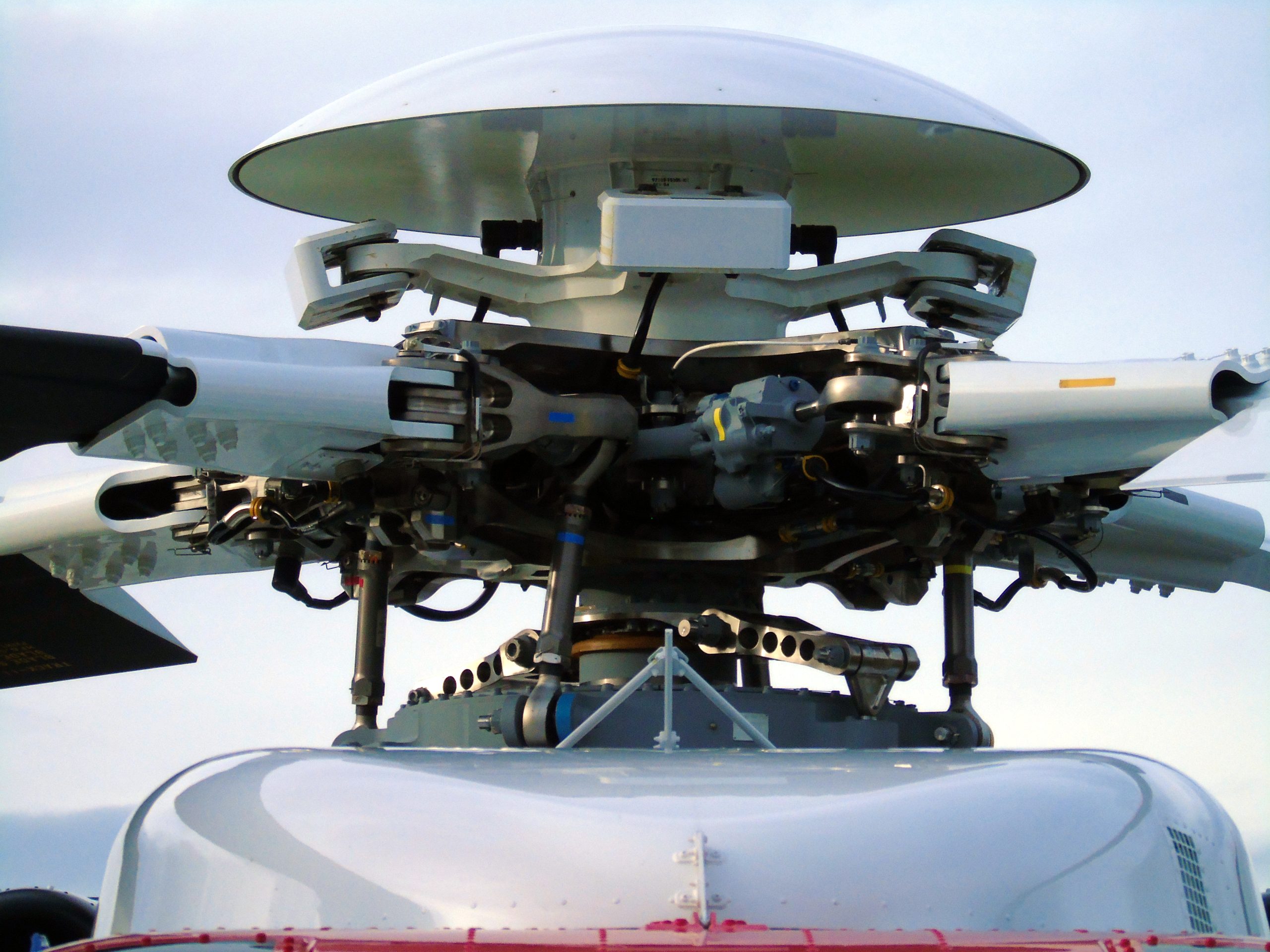 close-up-helicopter-propeller-against-sky-scaled