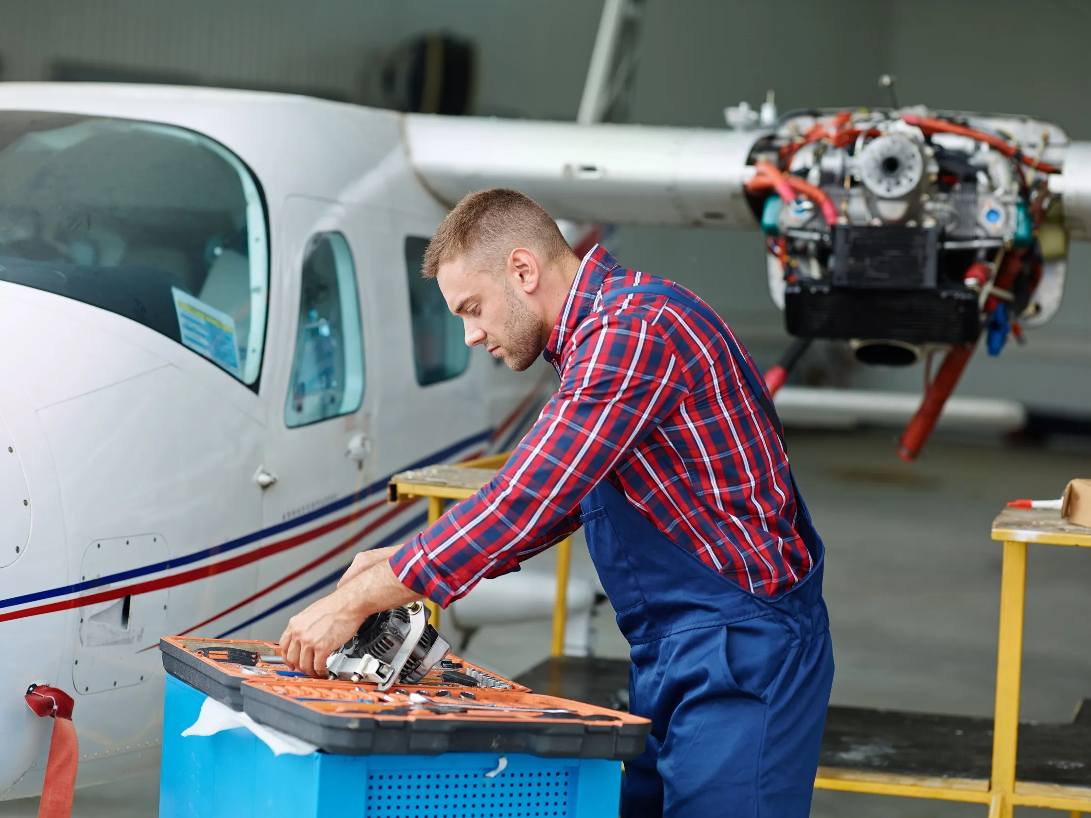 Singapore Commercial Aircraft Aftermarket outlook to 2035 engineer-working-with-airplane-2-2