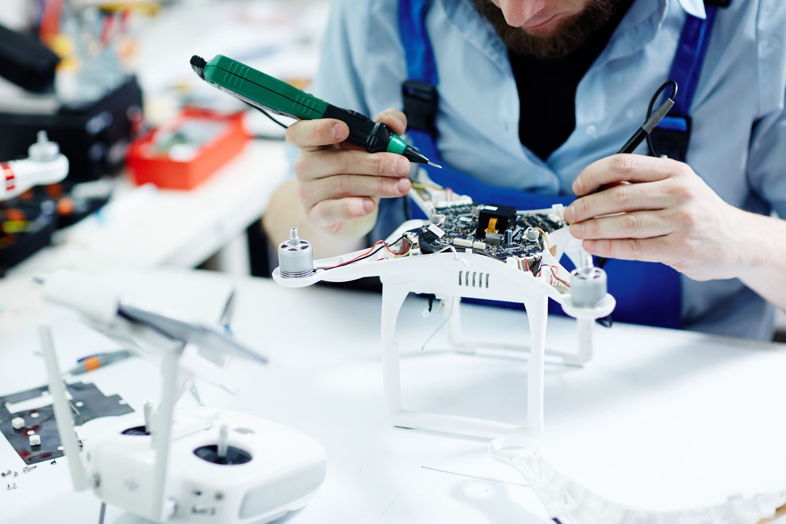 US drone services Market outlook 2035 fixing-drone-maintenance-shop-1-scaled