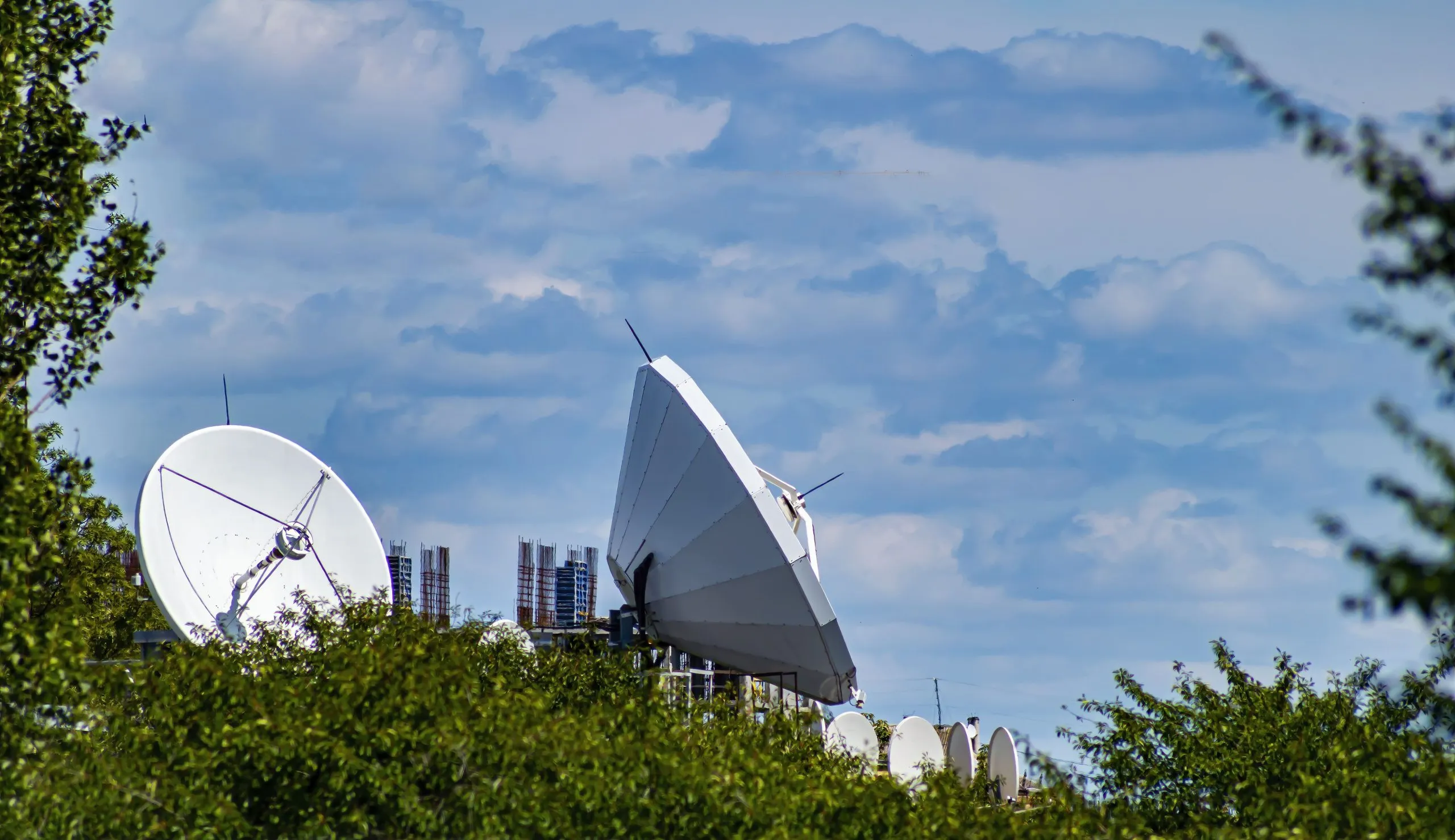 Australia ANZ Satellite Communications Market outlook to 2035 large-industrial-satellite-dishes-receiving-transmitting-signal-1-scaled
