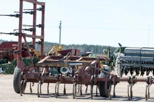 USA Farm Equipment Powertrain Components Engine Drivetrain and Transmission Market Outlook to 2035