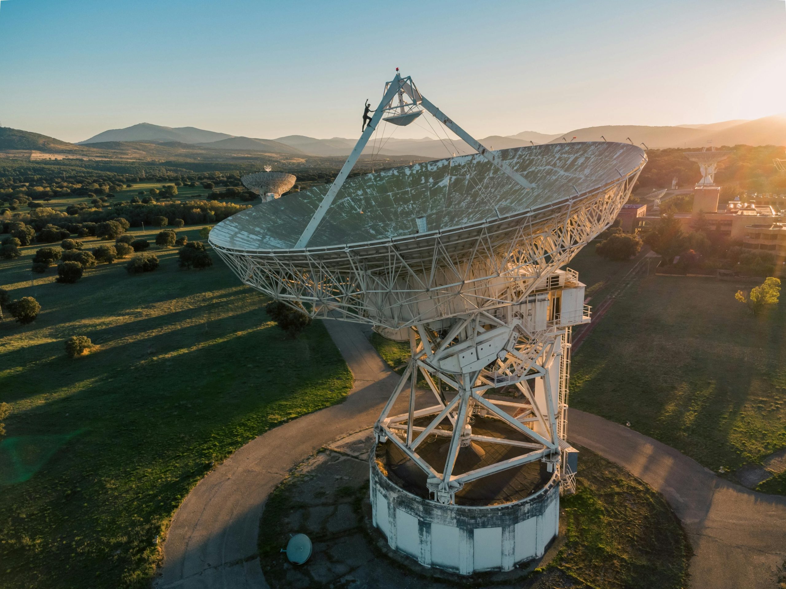 Israel Satellite Telemetry and Control Systems Market Outlook 2035 pexels-alejandro-de-roa-649065356-30226736-1-scaled