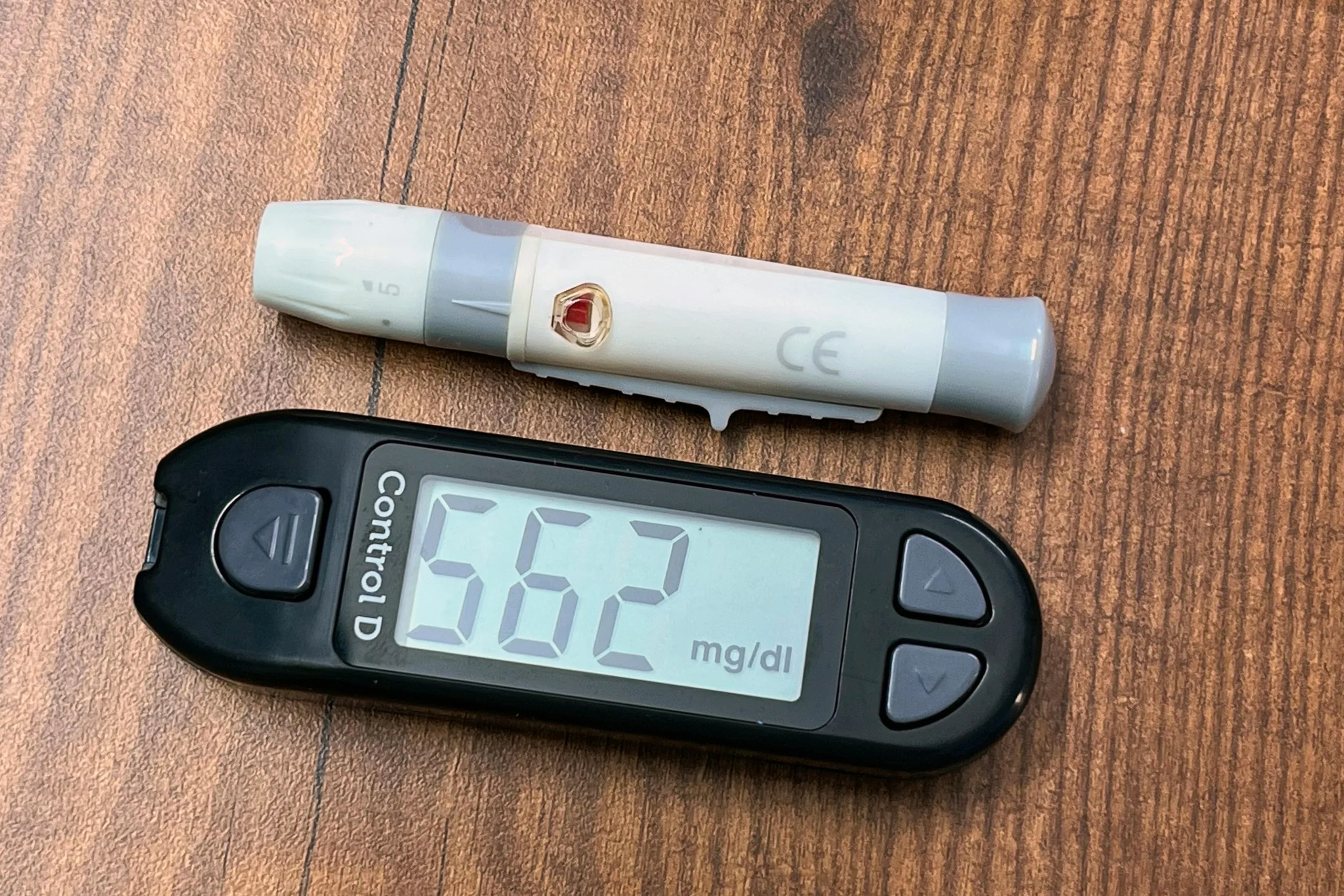 Philippines Glucometers Equipment Market Outlook 2030 pexels-arunangshu-33200679-scaled