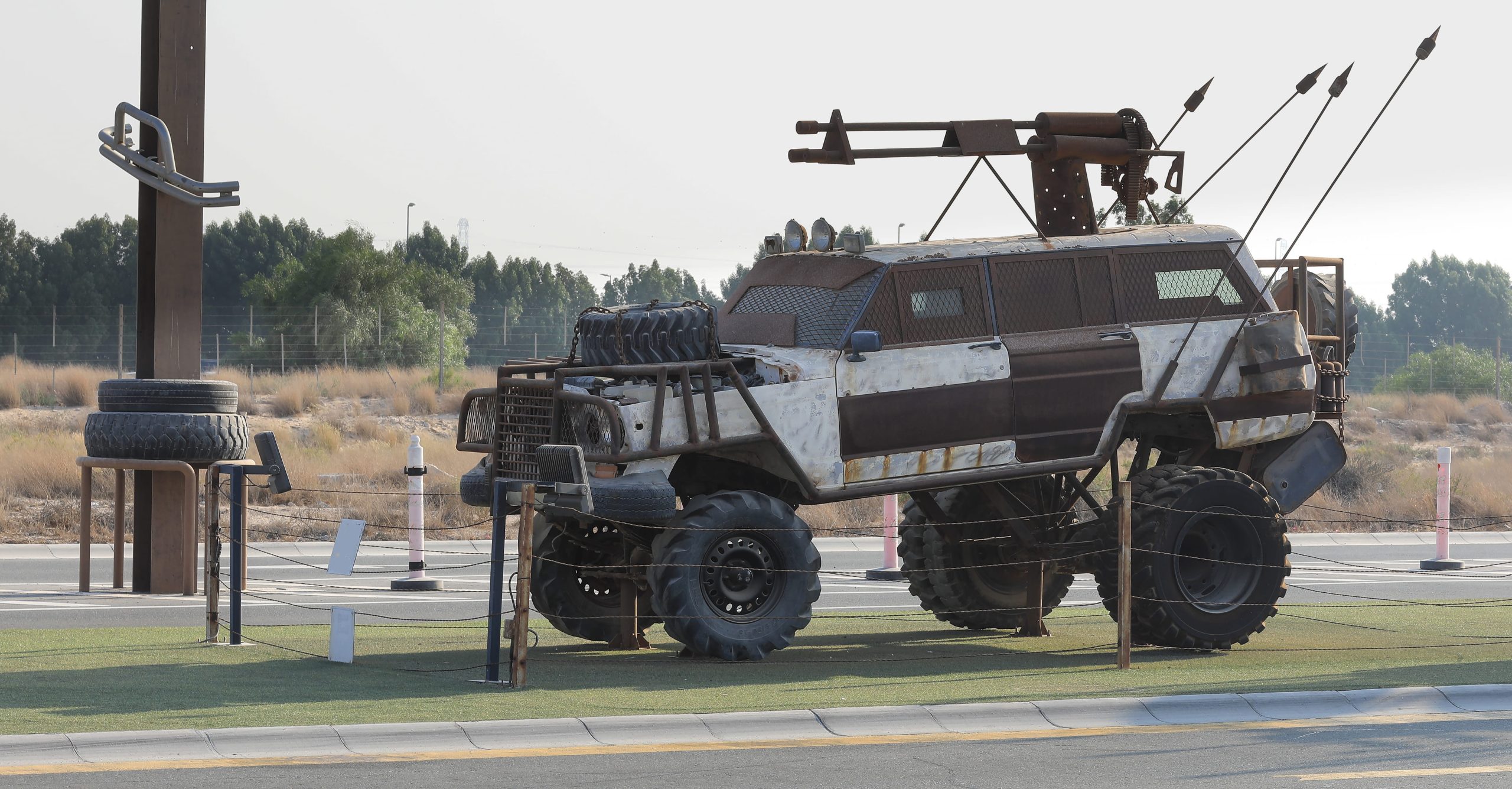 united-arab-emirates-dubai-november-12-2024-postapocalyptic-car-from-movie-mad-max-1-1-scaled