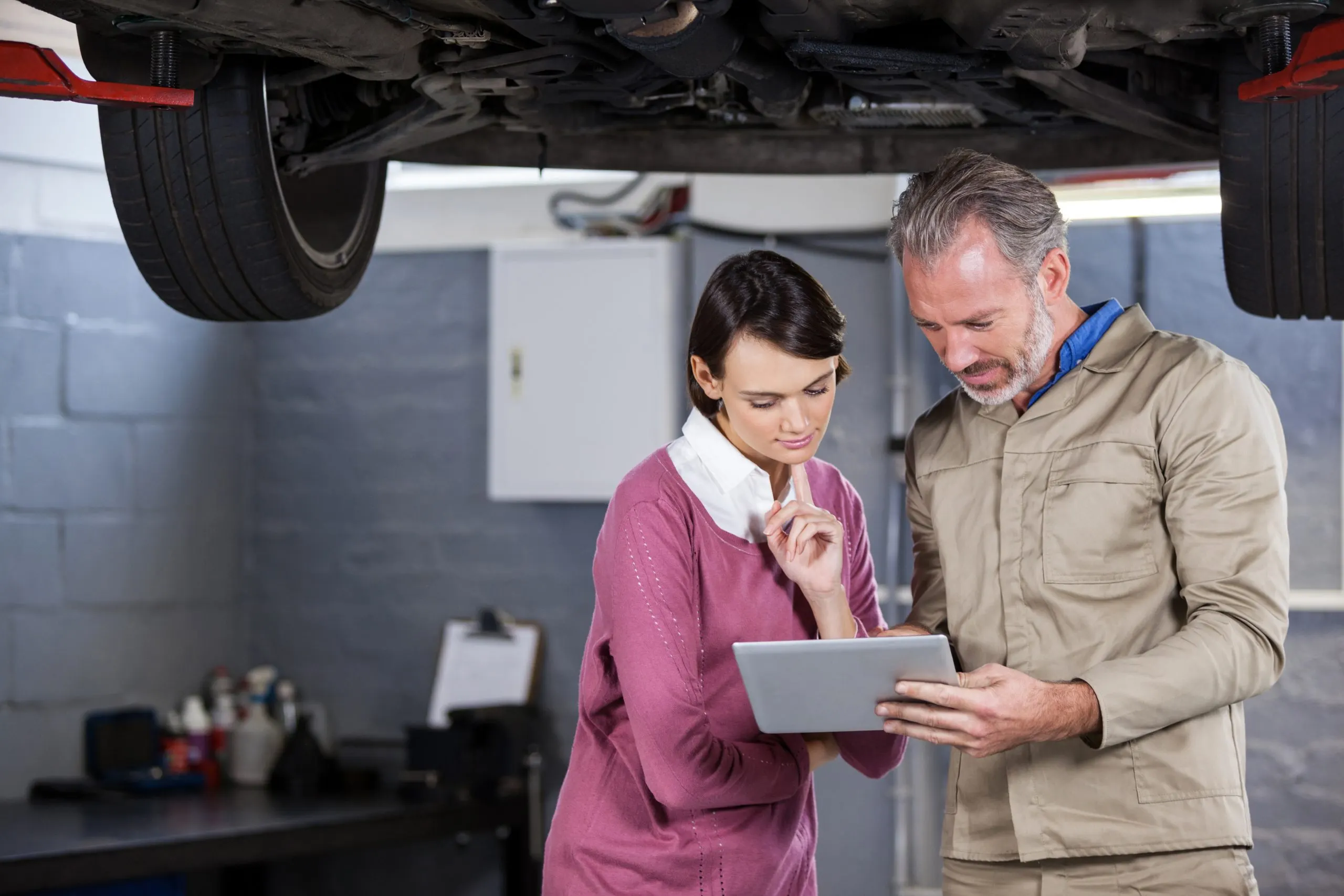 How an India Automotive Competitive Benchmarking Survey Strengthens Positioning in a $240Bn Industry India-Automotive-Competitive-Benchmarking-Survey-scaled
