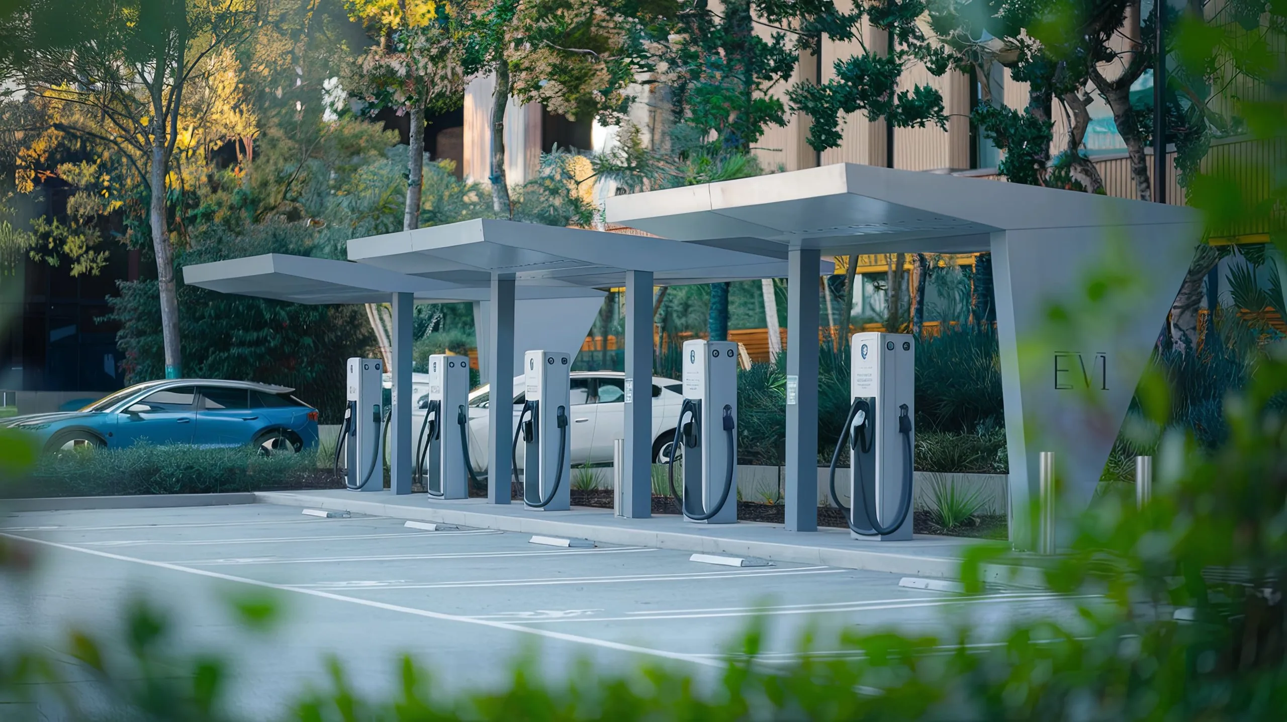 Indonesia Strengthens EV Charging Infrastructure as Government Pushes for 2 million Electric Cars and 13 million Electric Motorcycles by 2030 Indonesia-electric-vehicle-charging-infrastructure-industry-scaled