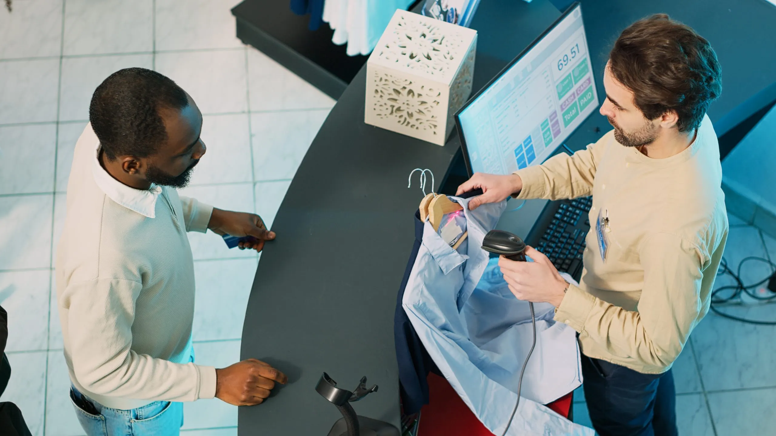 UAE Retail Buyer Behavior Survey to Decode Purchasing Patterns in a High-Growth Digital Economy UAE-Retail-Buyer-Behavior-Survey-scaled