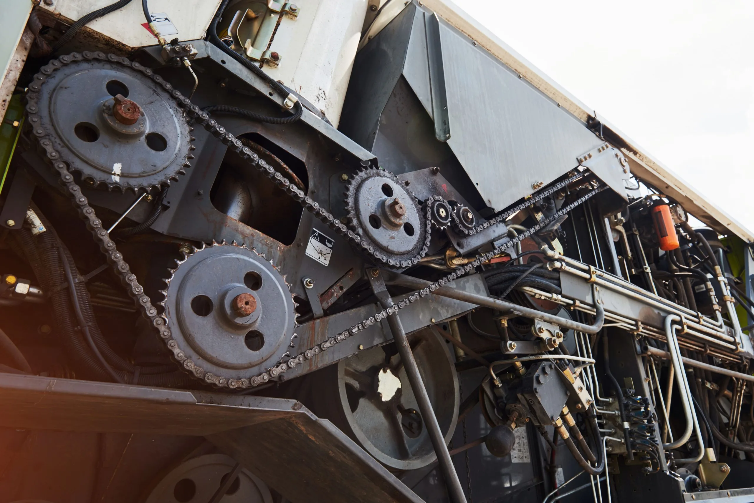 USA Farm Equipment Powertrain Market Set to Grow Steadily as Over 55 Percent of Tractor Fleet Nears Replacement Cycle by 2035 USA-farm-equipment-powertrain-components-industry-scaled