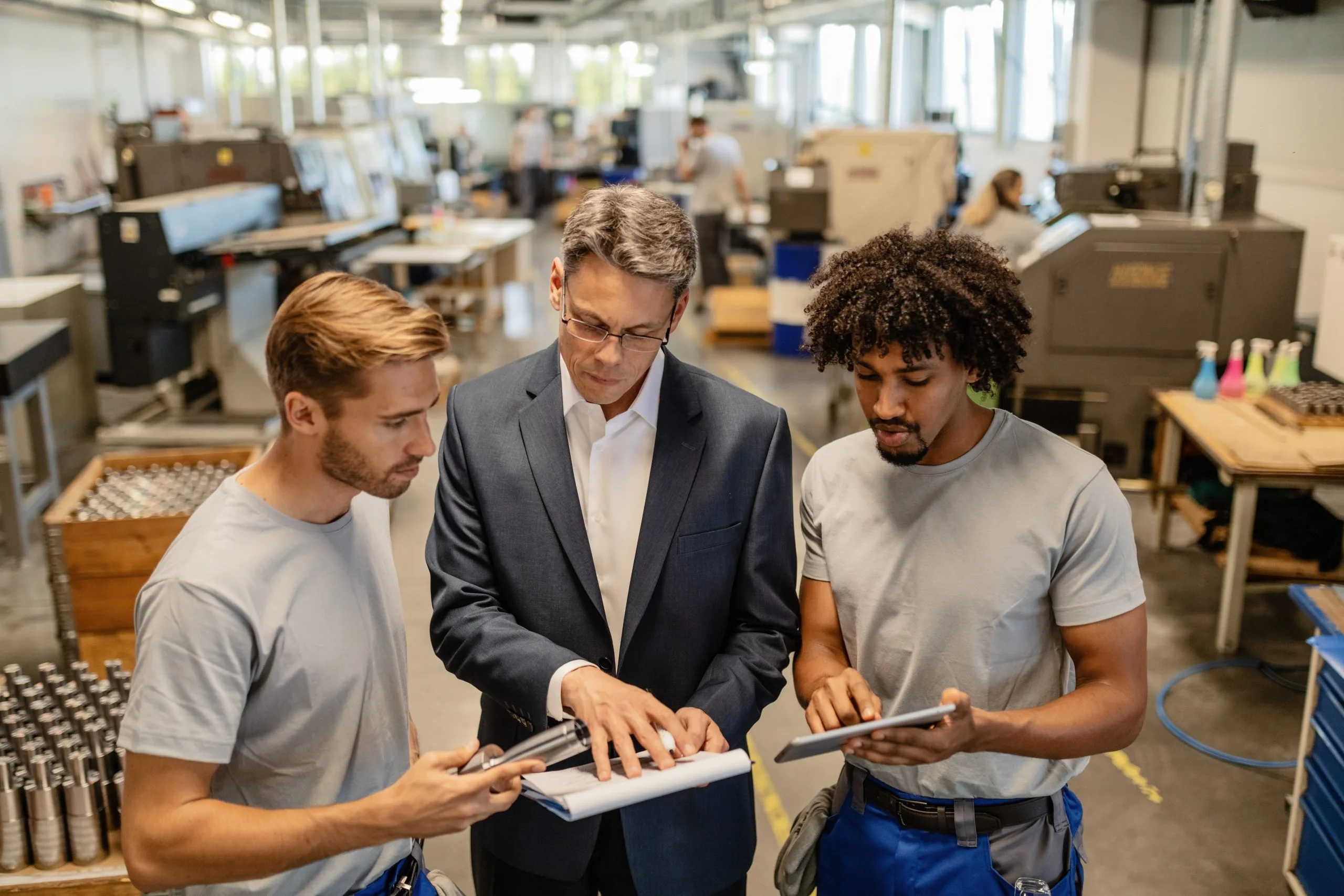 How a Germany Logistics Employee Experience Management Survey Improves Operational Efficiency in Supply Chains germany-logistics-employee-experience-management-survey-scaled