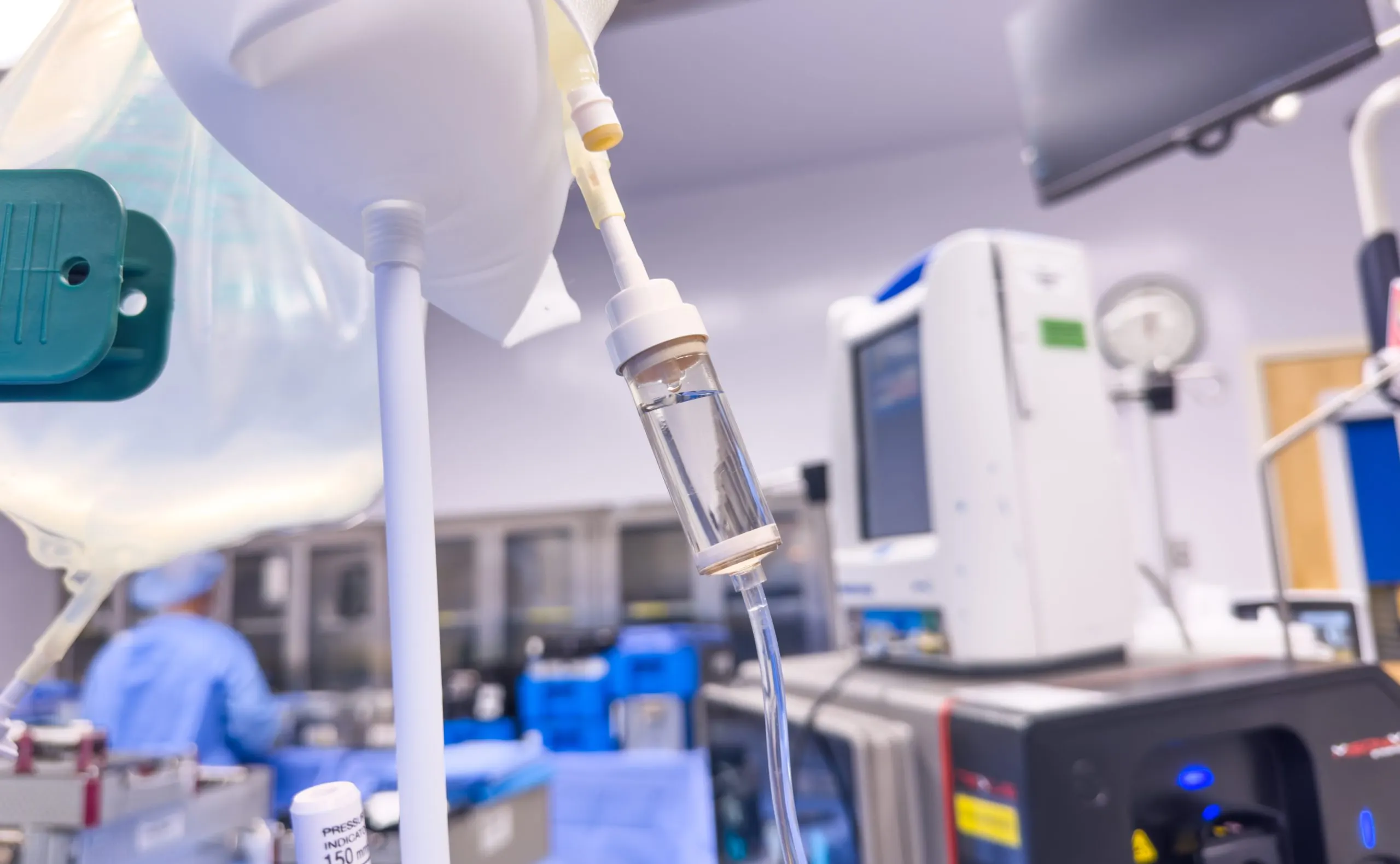 USA Infusion Pumps Equipment Market Outlook 2035 hospital-iv-drip-conveying-medical-care-treatment-hope-recovery-clinical-setting-scaled