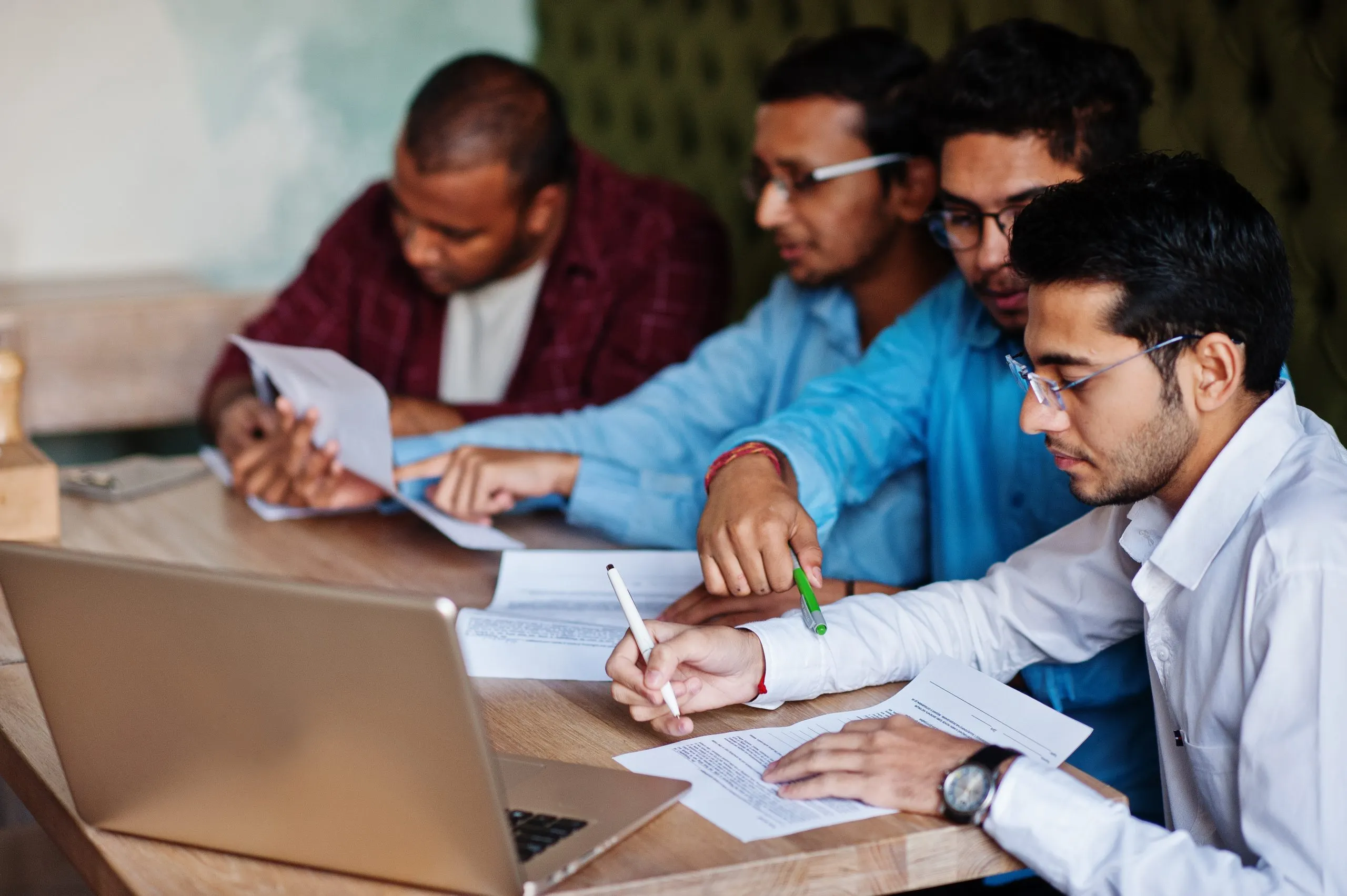 Why an India Automotive Employee Engagement Workforce Metrics Survey Is Key as EV Transformation Reshapes the Industry india-automotive-employee-engagement-workforce-metrics-survey-scaled