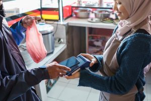 UAE Retail Brand Consumer Preference Survey for Winning Share in a High-Growth Retail Landscape