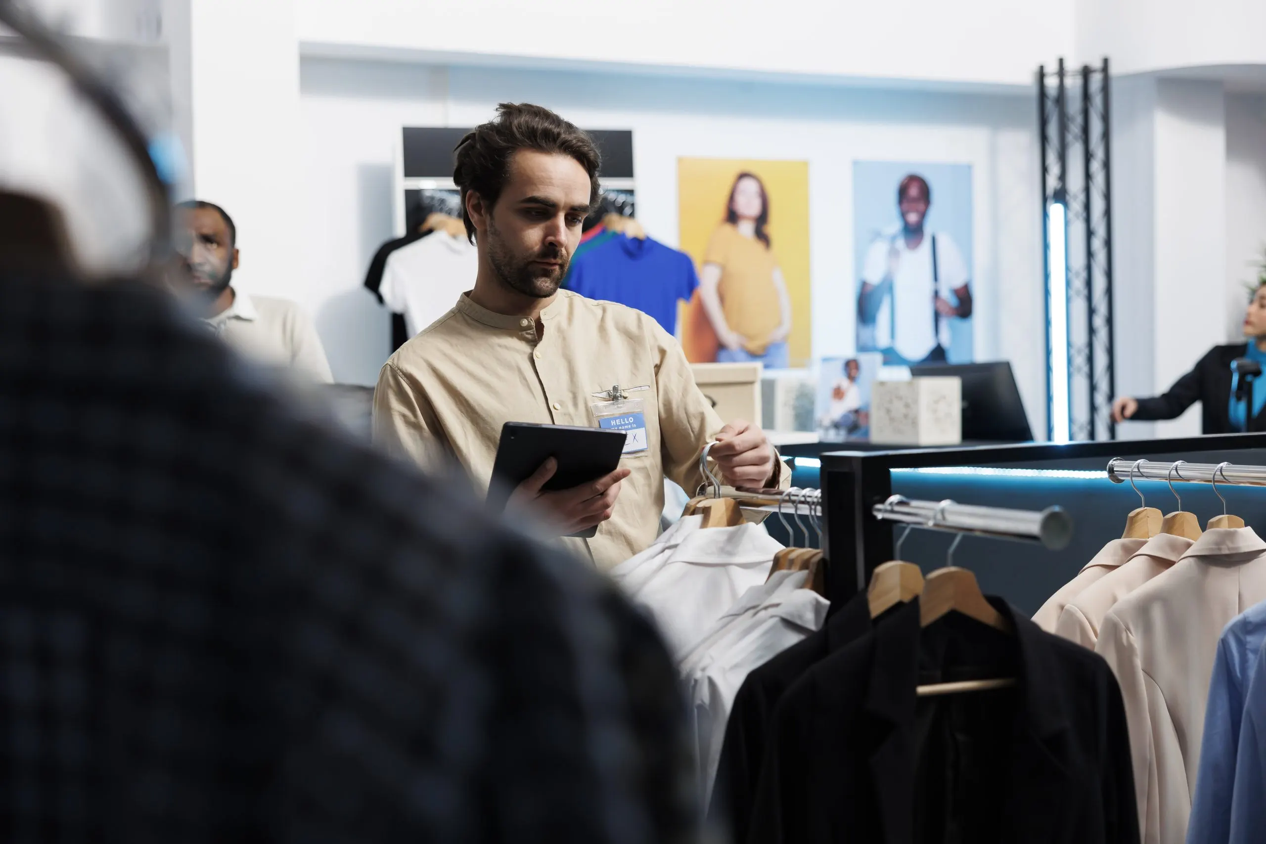 How a UAE Retail Mystery Shopping Experience Management Survey Improves Customer Loyalty in a Highly Competitive Retail Market uae-retail-mystery-shopping-experience-management-survey-scaled