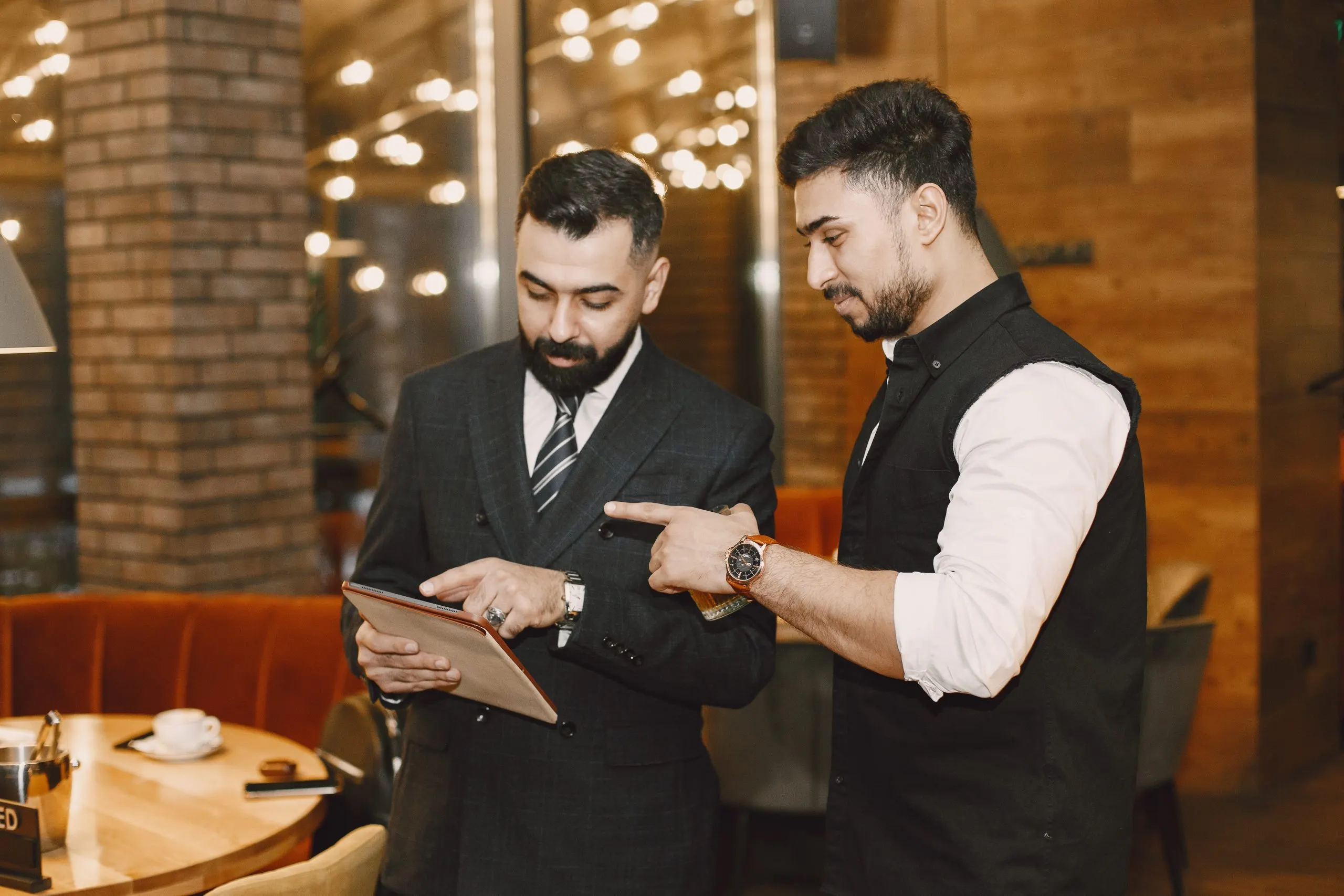 How a Vietnam Hospitality Mystery Shopping Voice of Customer Survey Enhances Guest Experience in a Tourism Sector Growing at 12% CAGR vietnam-hospitality-mystery-shopping-voice-of-customer-survey-scaled