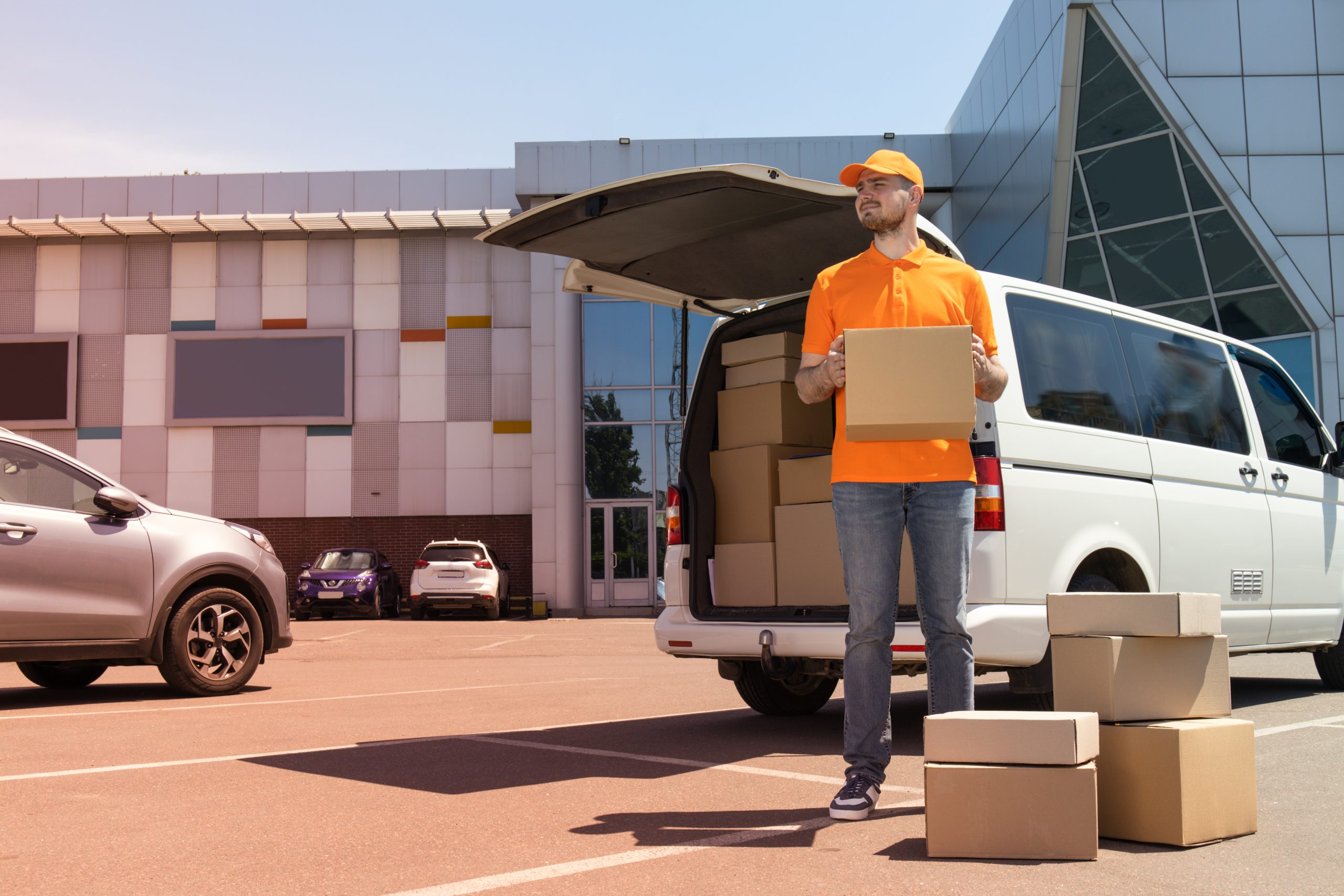 Last‑Mile-Delivery-Industry-3-scaled