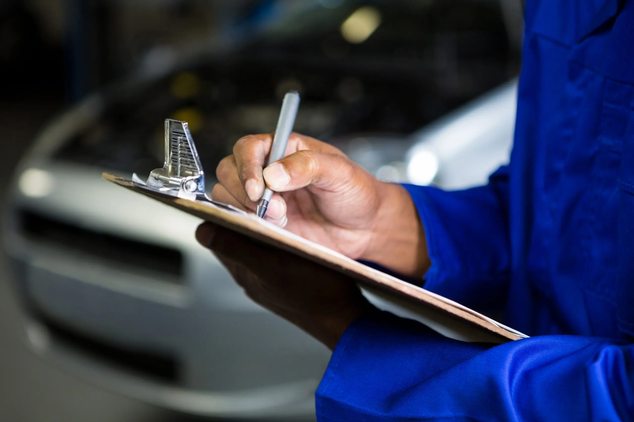 Industry Benchmarking Reveals Top OEMs Achieving Margins Above 10% auto-industry-benchmarking-scaled