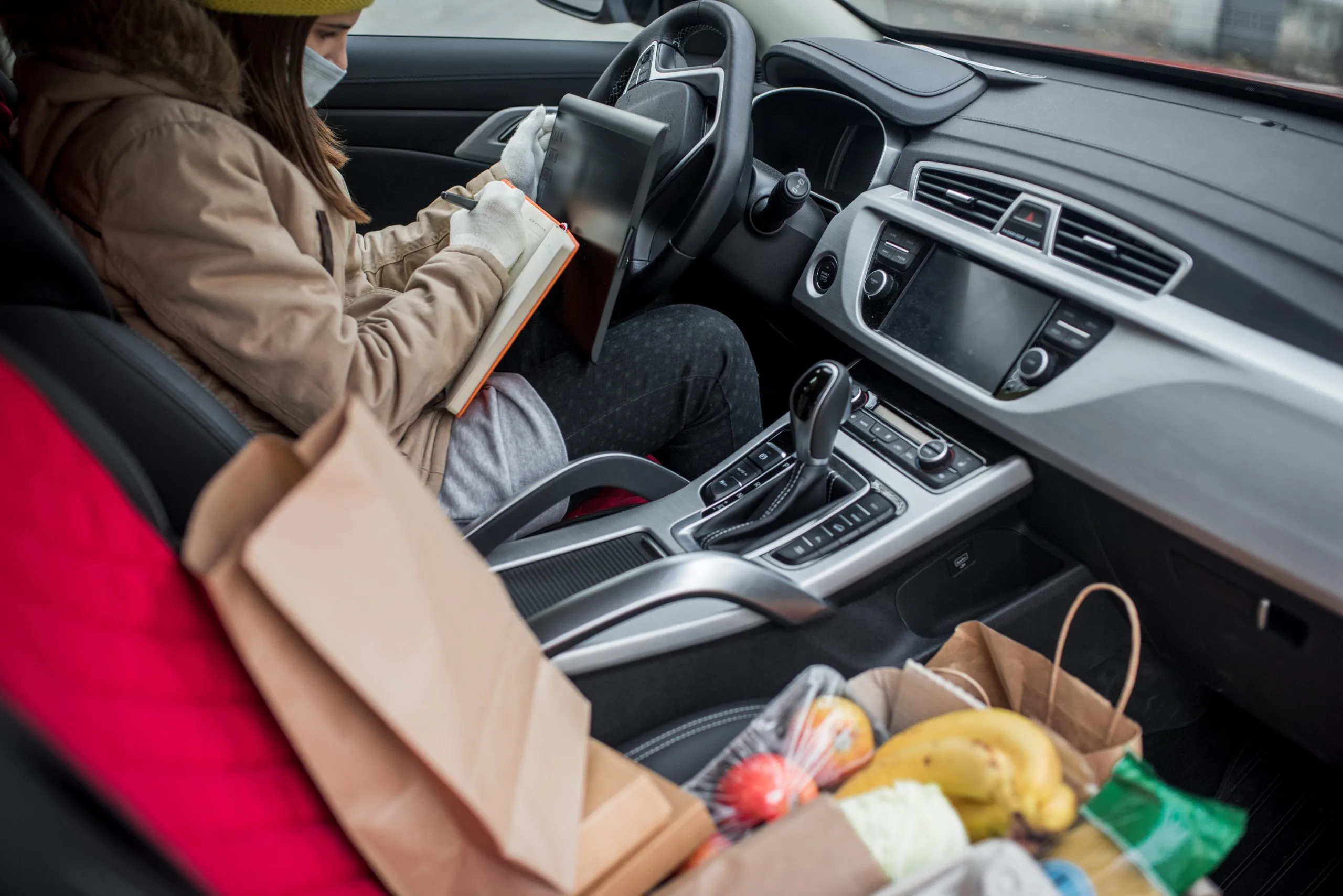 USA Glove Compartments Essential Features for Today’s Drivers Featuring Growth to $2.7B in the upcoming years courier-girl-car-food-delivery-service-contactless-delivery-volunteer-scaled
