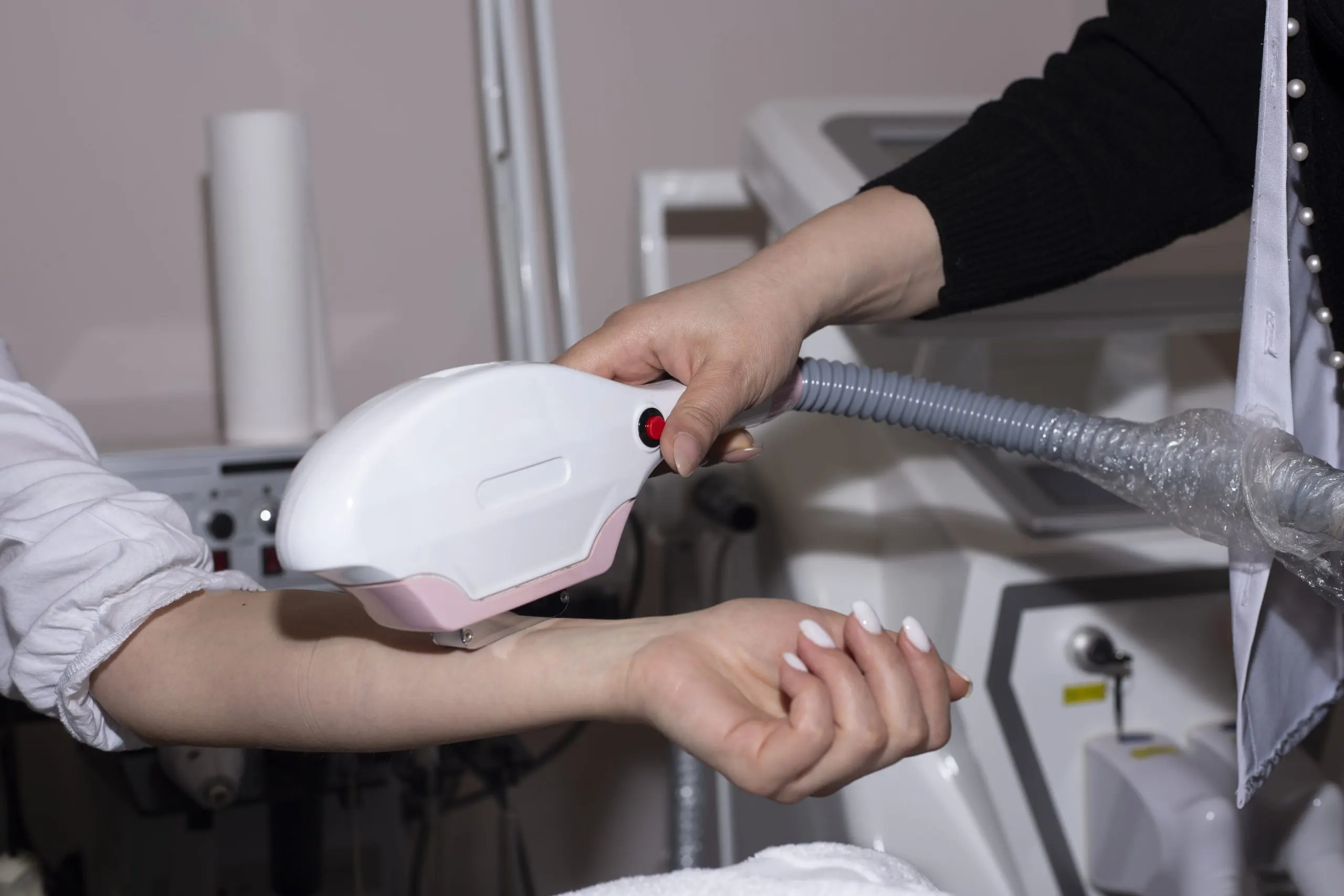Philippines IPL Hair Removal Devices Market Outlook 2035 elos-epilation-hair-removal-procedure-woman-s-body-scaled