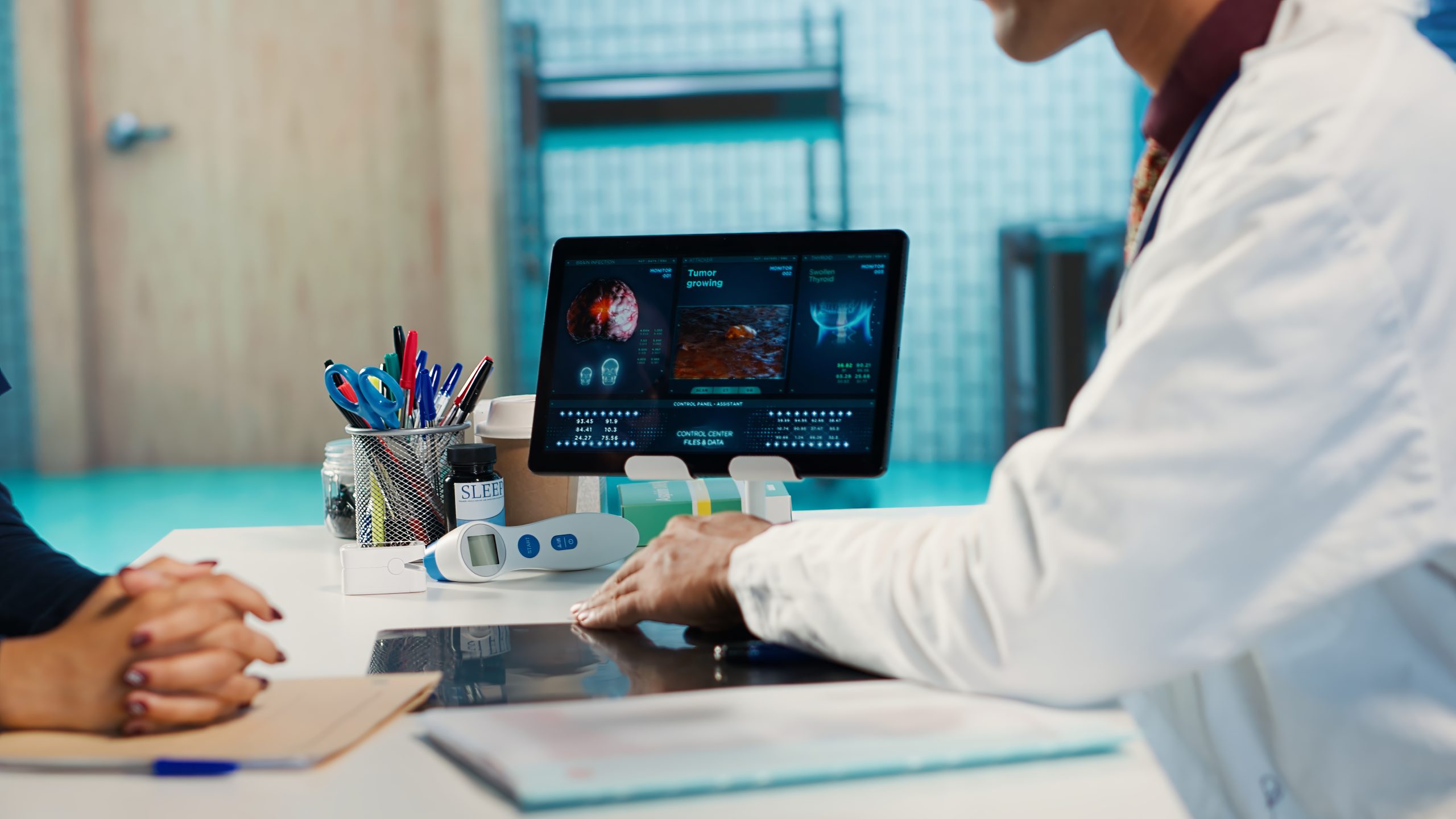 healthcare-data-analytics-benchmarking-scaled