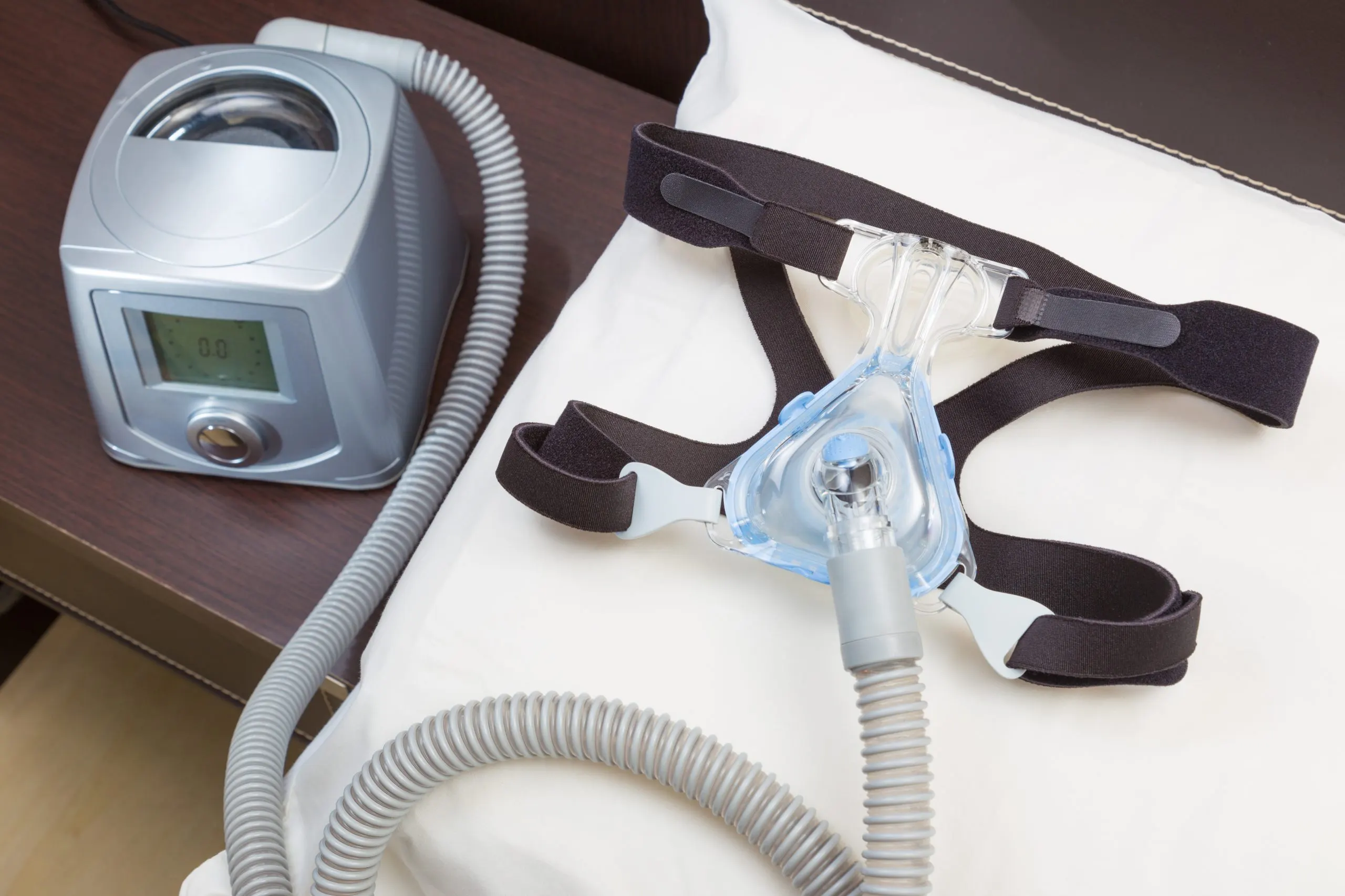 KSA CPAP Machines Market outlook to 2035 sleep-apnea-cpap-machine-with-headgear-hose-1-scaled