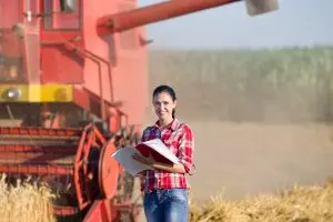 Evaluating Harvester Performance Across High-Productivity Farming Operations