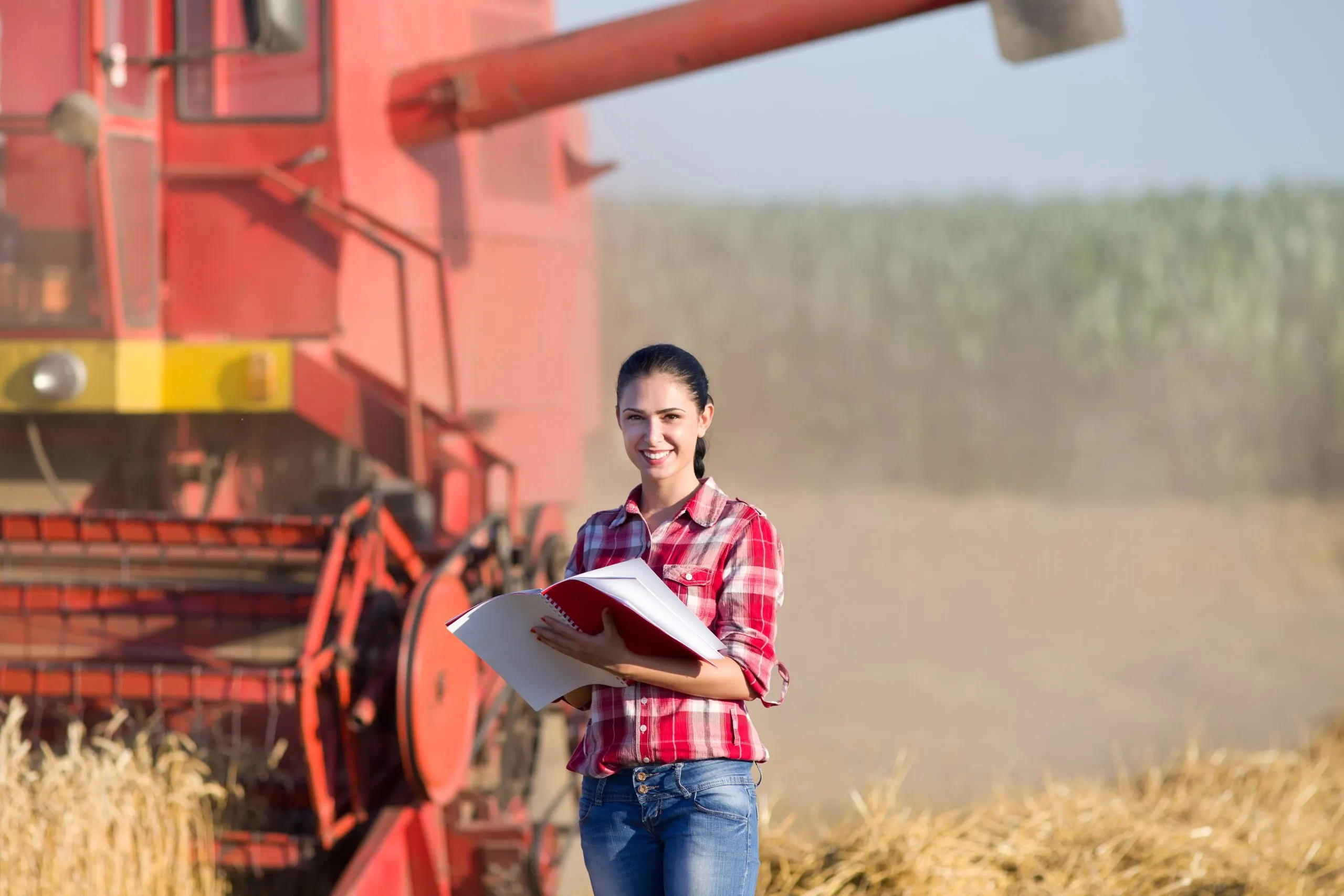 Evaluating Harvester Performance Across High-Productivity Farming Operations Harvester-competitor-analysis-scaled