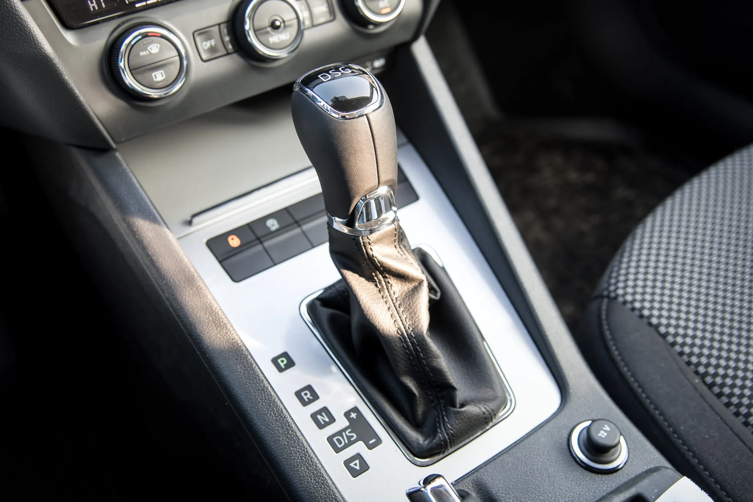 Philippines Automatic Transmissions Industry Growth Driven by Urban Vehicle Demand and Advanced Tech Philippines-Automatic-Transmissions-Industry-1-scaled