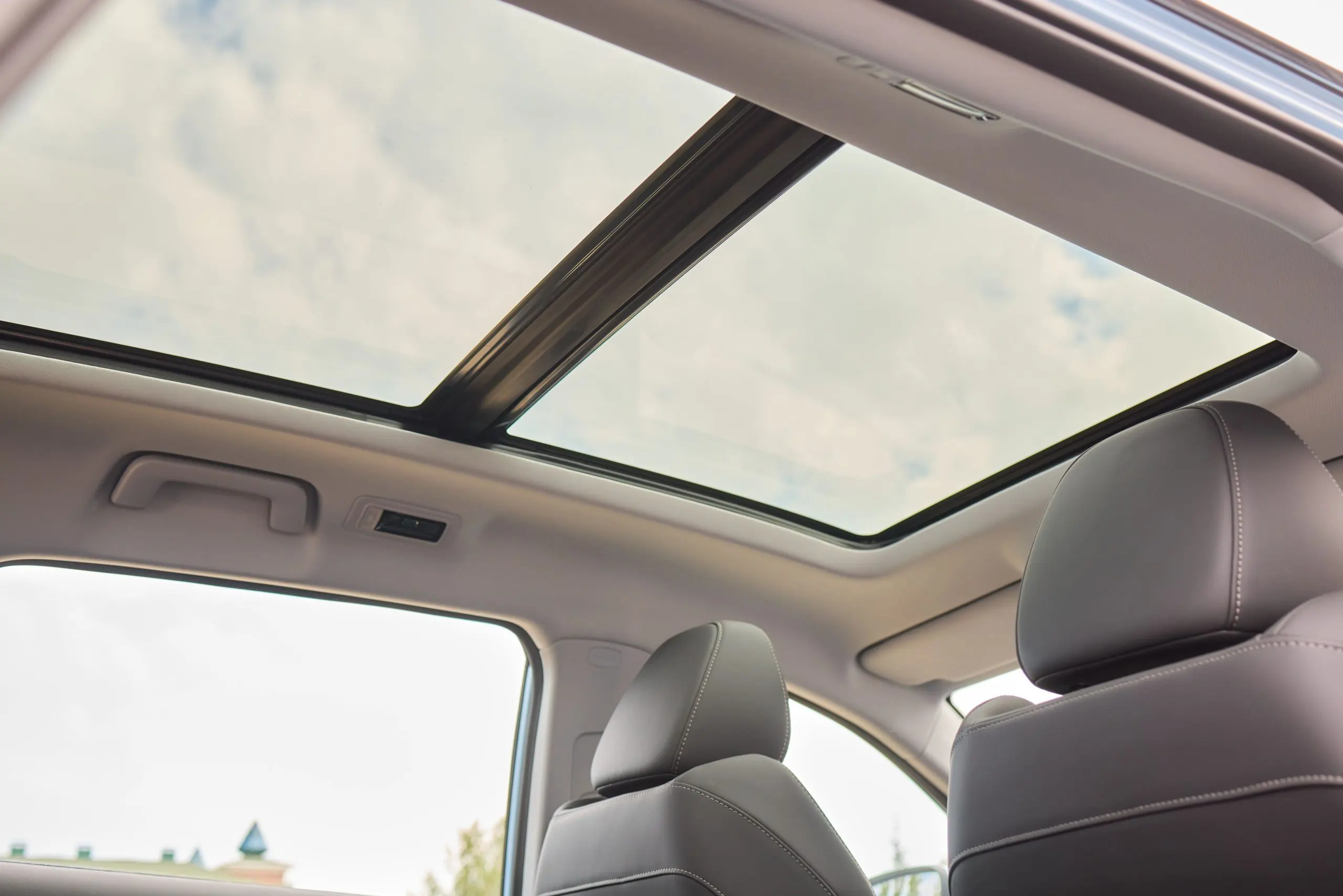 Philippines Sun Visors Industry Benefits from 3.77% Rise in Vehicle Sales and Expanding Aftermarket Demand Philippines-sun-visors-industry-scaled