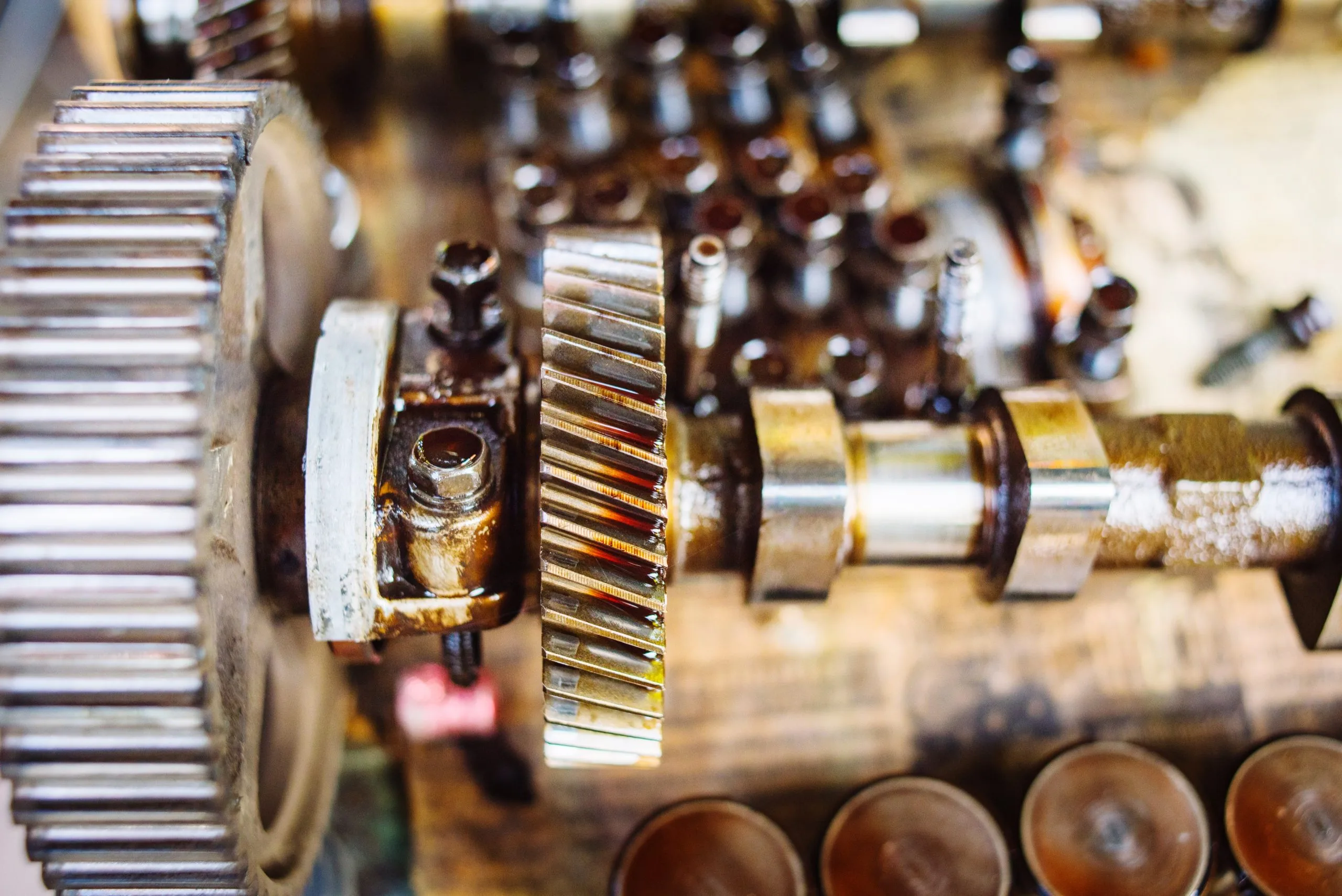 Forecasting the Philippines Driveshafts Market with over 5 % CAGR growth in the coming years close-up-machine-part-1-scaled