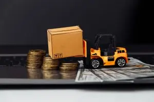 How Cost Benchmarking Improves Profitability Across Shipping and Logistics Operations 