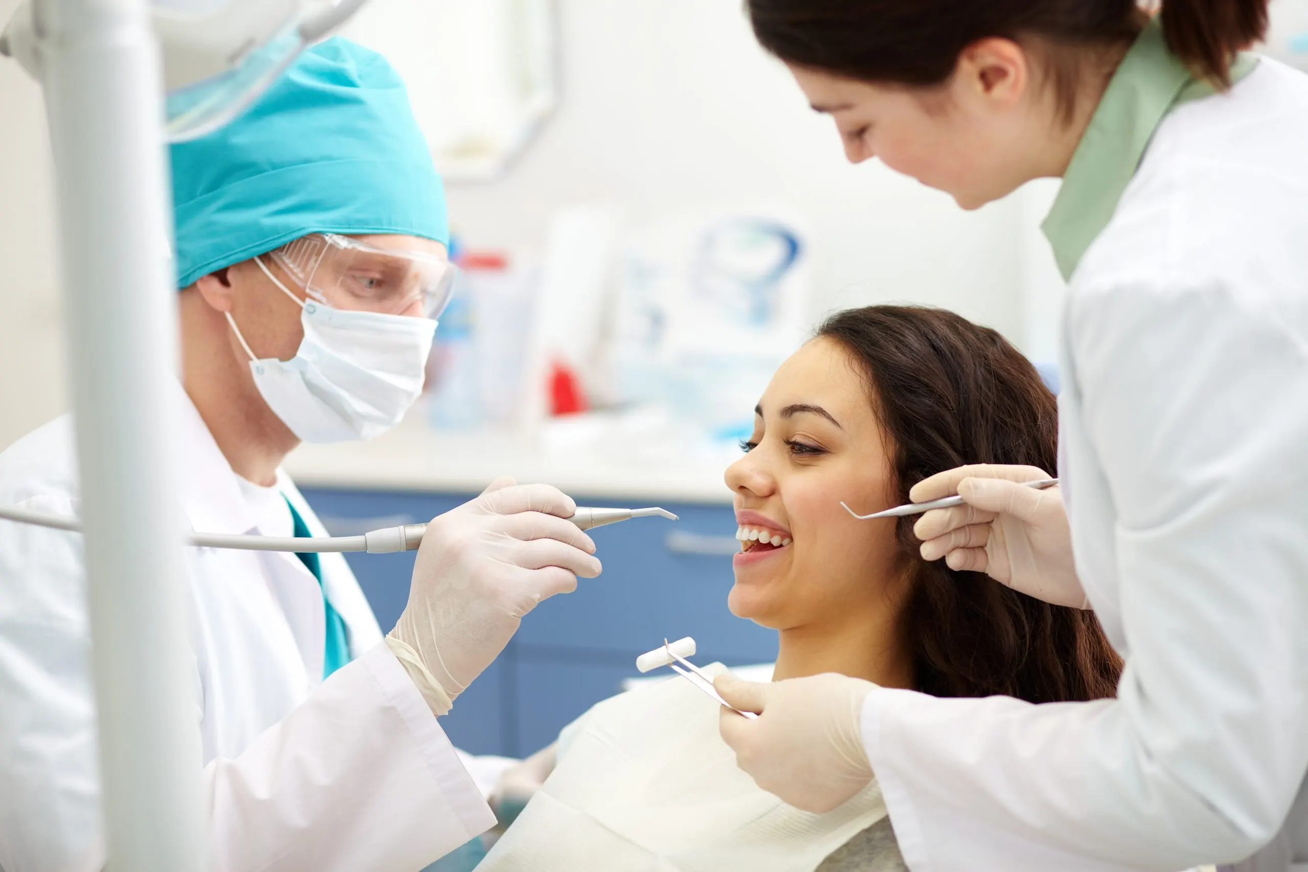 UAE Oral Care Market Outlook to 2035 dentist-examining-patient-s-teeth-1-scaled