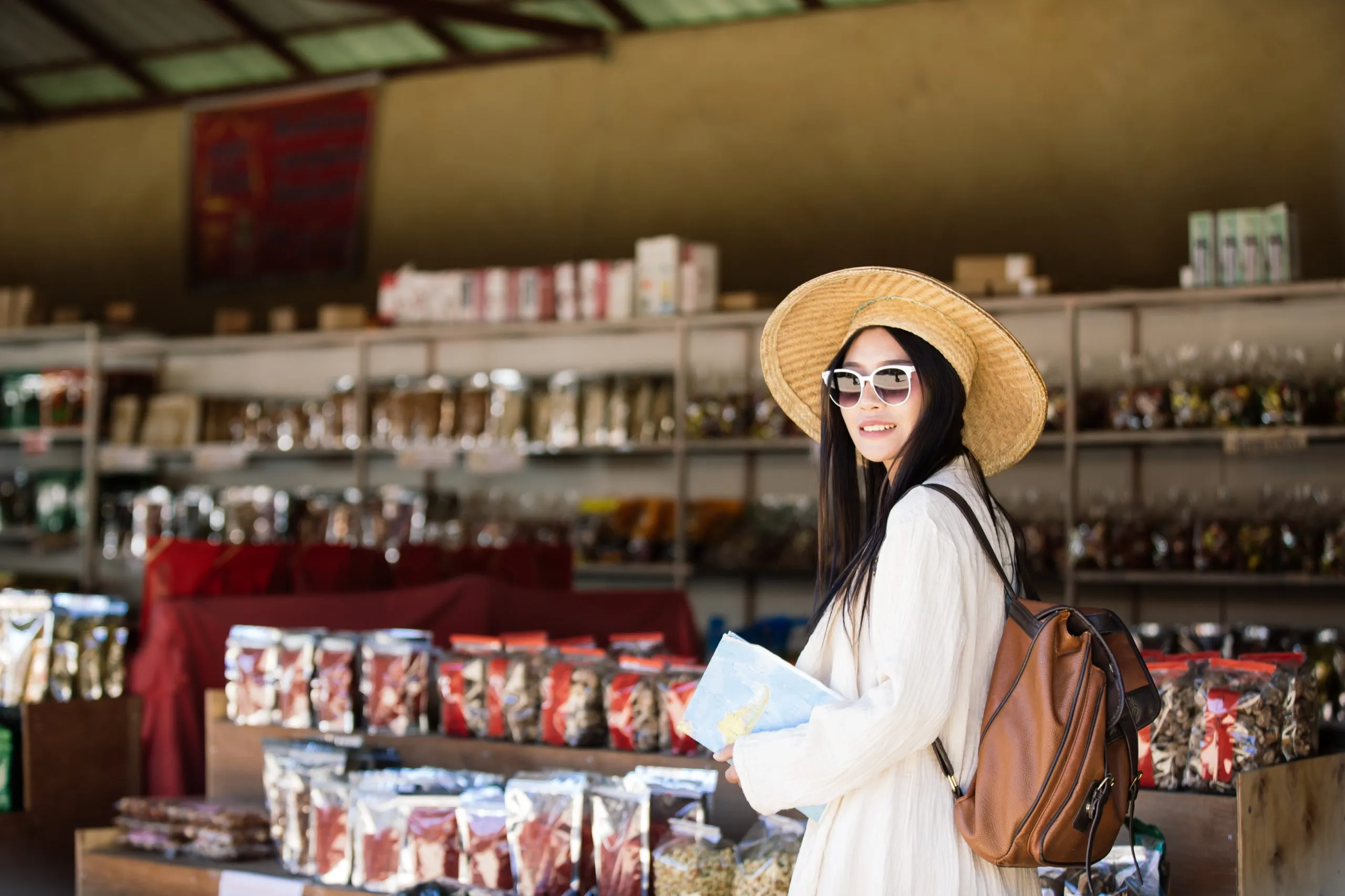 Vietnam Organic Personal Care Market Outlook to 2035 female-tourists-are-walking-shopping-scaled