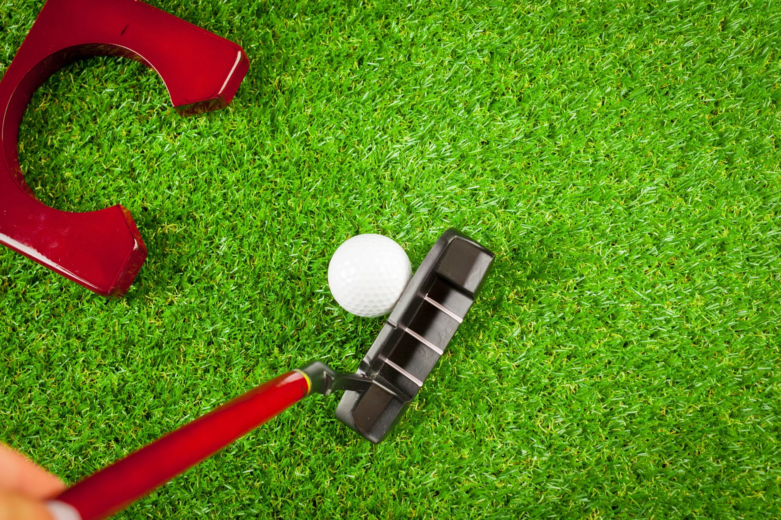 UAE Artificial Turf Market Outlook to 2035 mini-golf-equipment-1-scaled