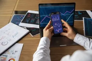 Mobile Wallet Adoption Surpasses 50% and Reshapes Consumer Payment Behavior